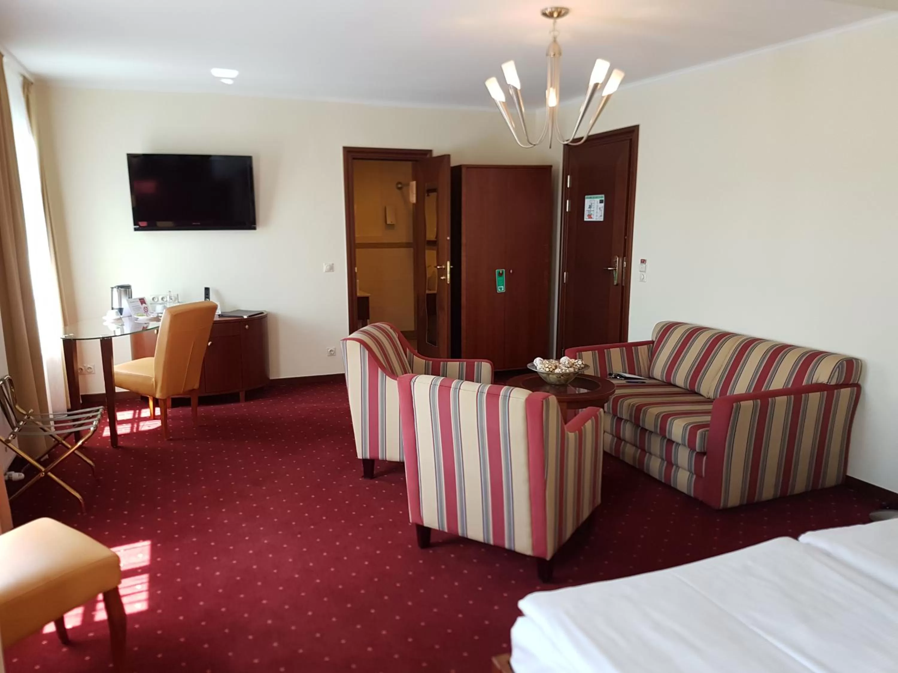 Photo of the whole room in Hotel Arena City