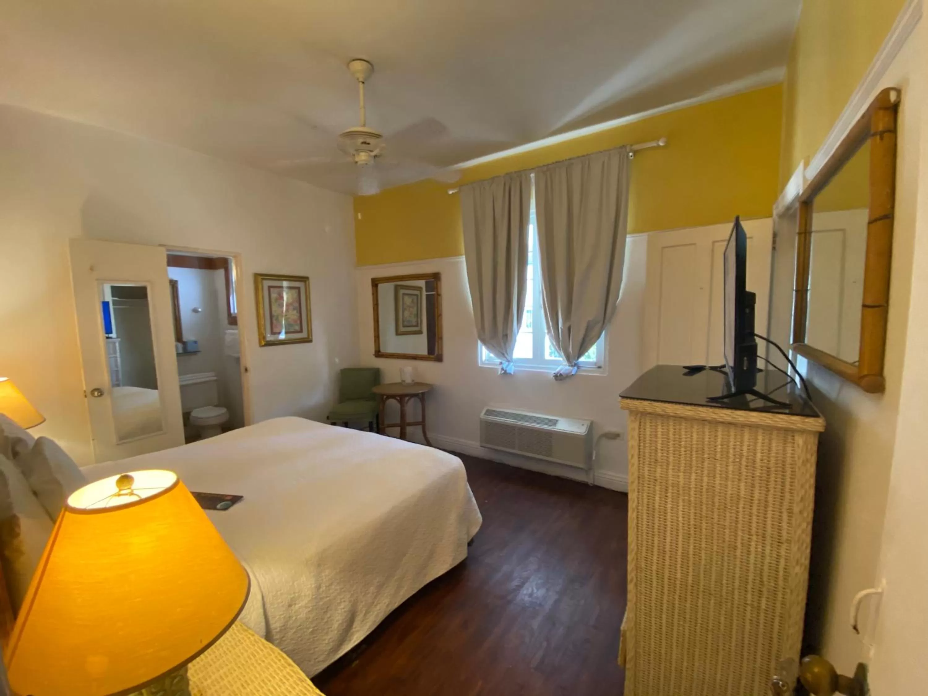 Bed in At Wind Chimes Boutique Hotel