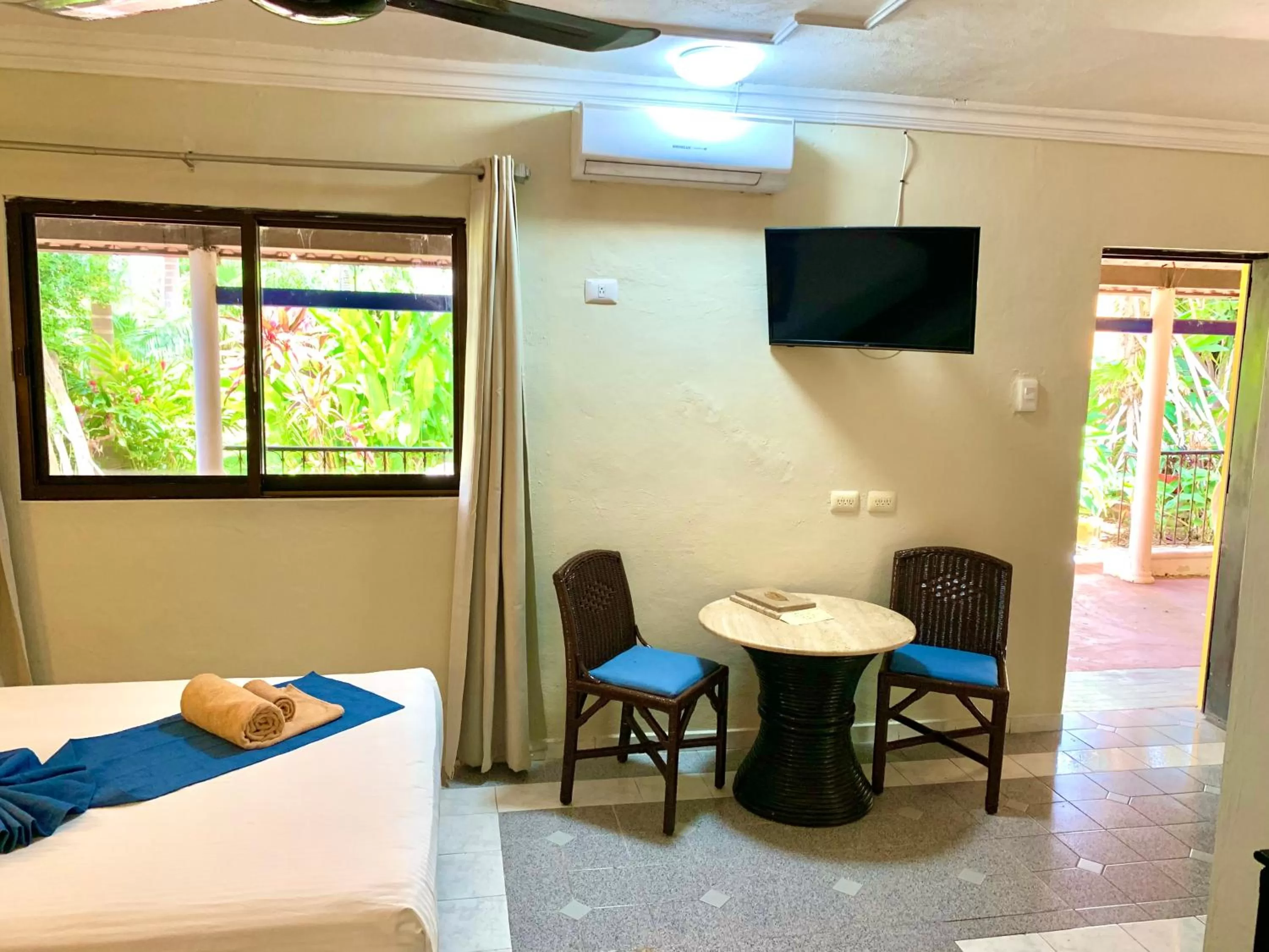 Bed in Hotel Green River