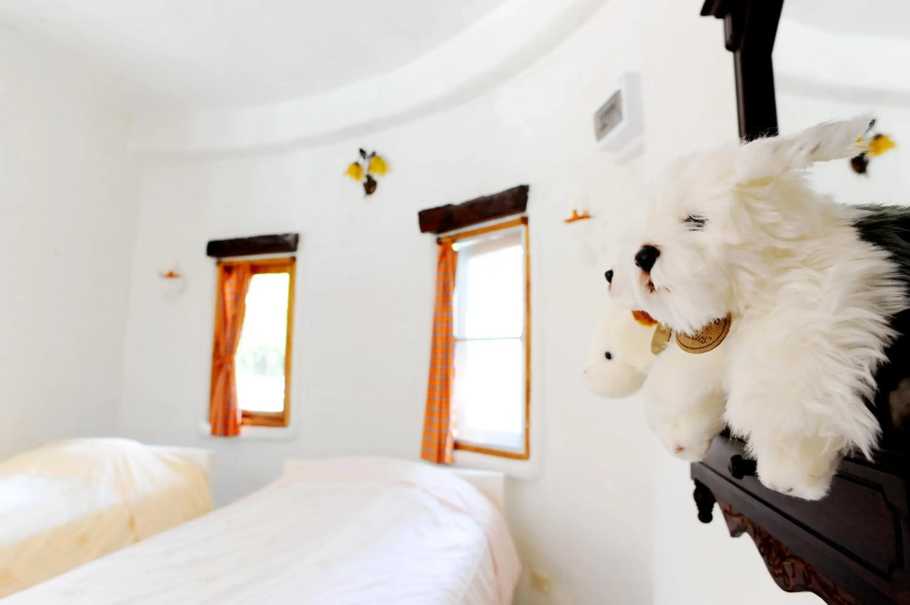 Deluxe Two-Bedroom Villa with Pool View in Scenic Riverside Resort Deluxe Two-Bedroom Villa with Pool View in Scenic Riverside Resort