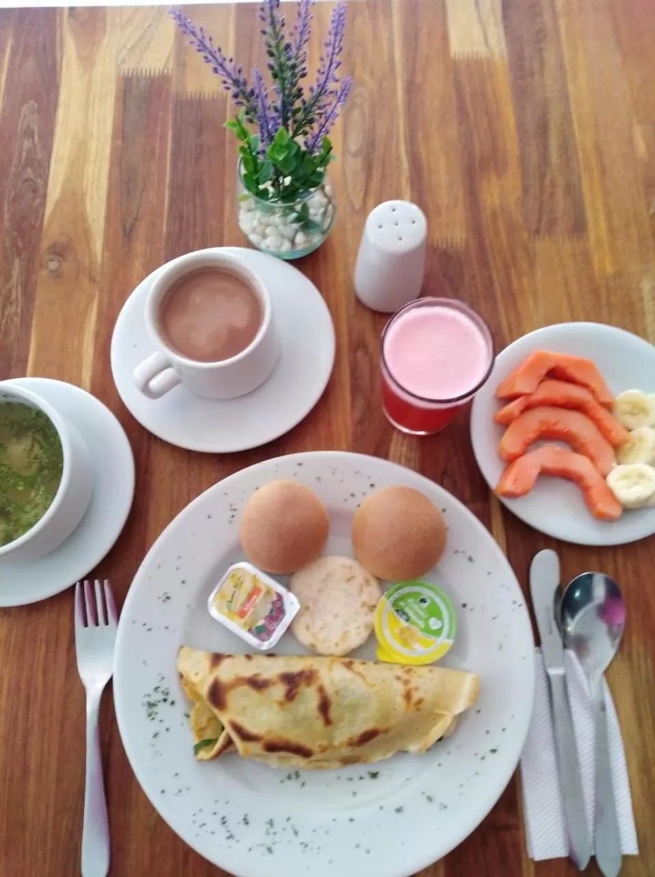 American breakfast in Hotel San Francisco de Asís