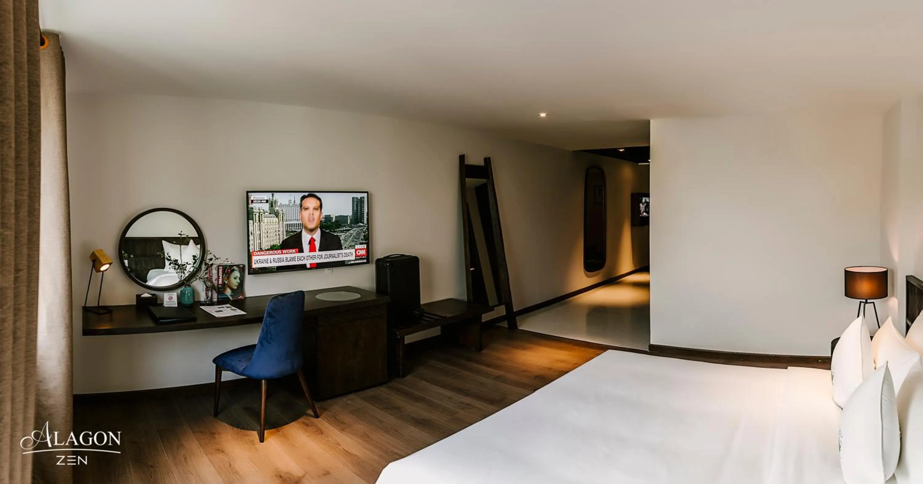 Bedroom, Bed in Cochin Zen Hotel