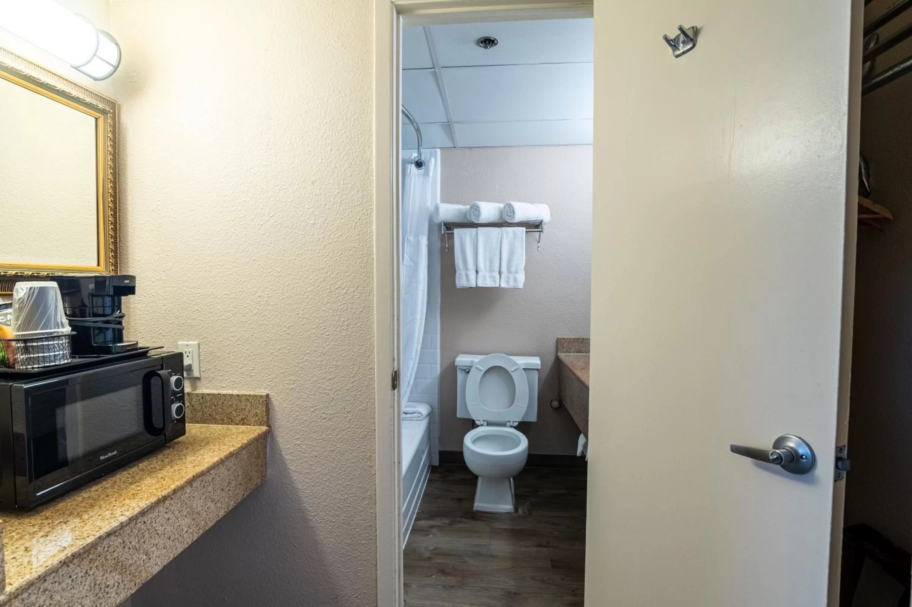 Bathroom in Emerald Beach Hotel Corpus Christi