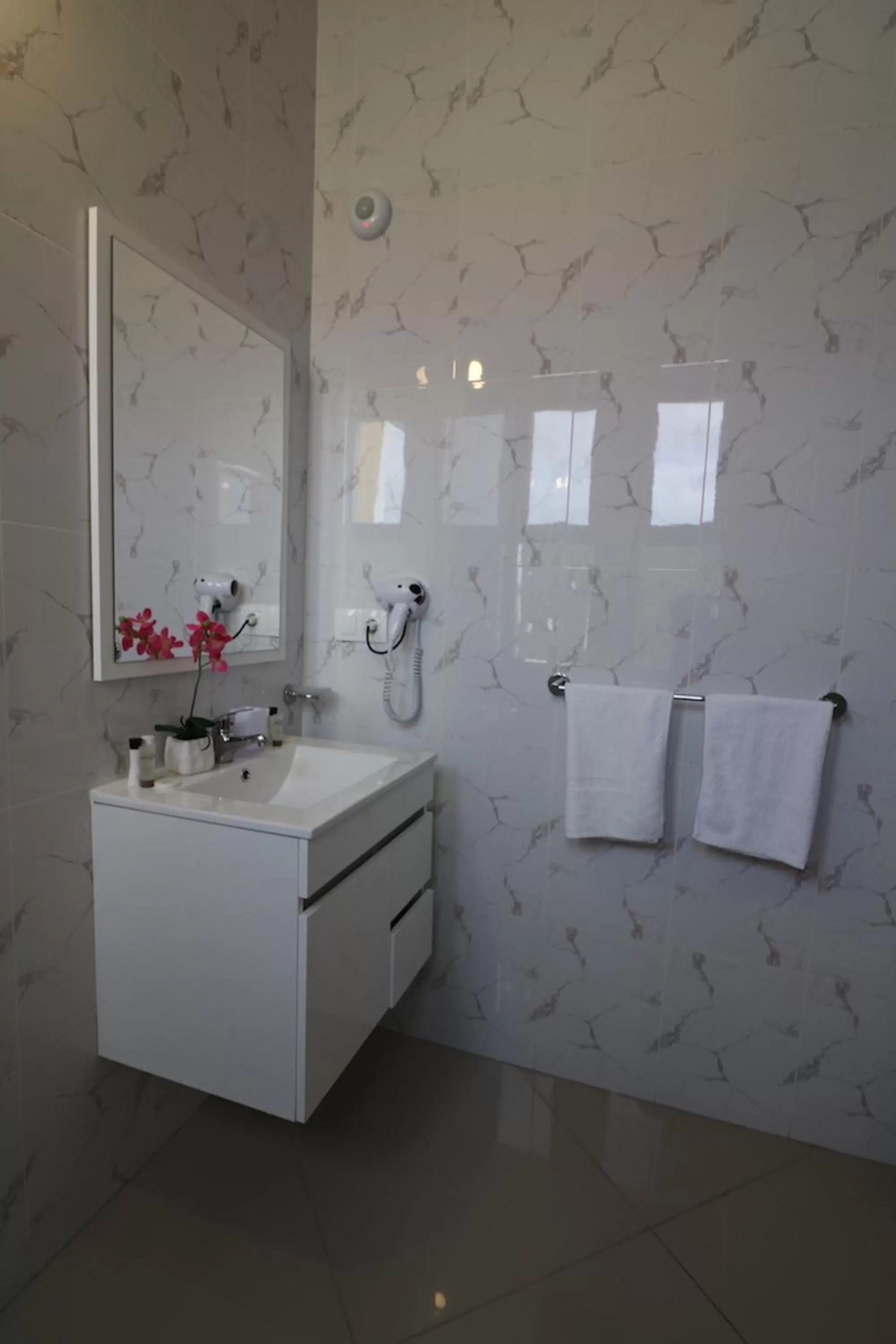 Bathroom in Vista Mar