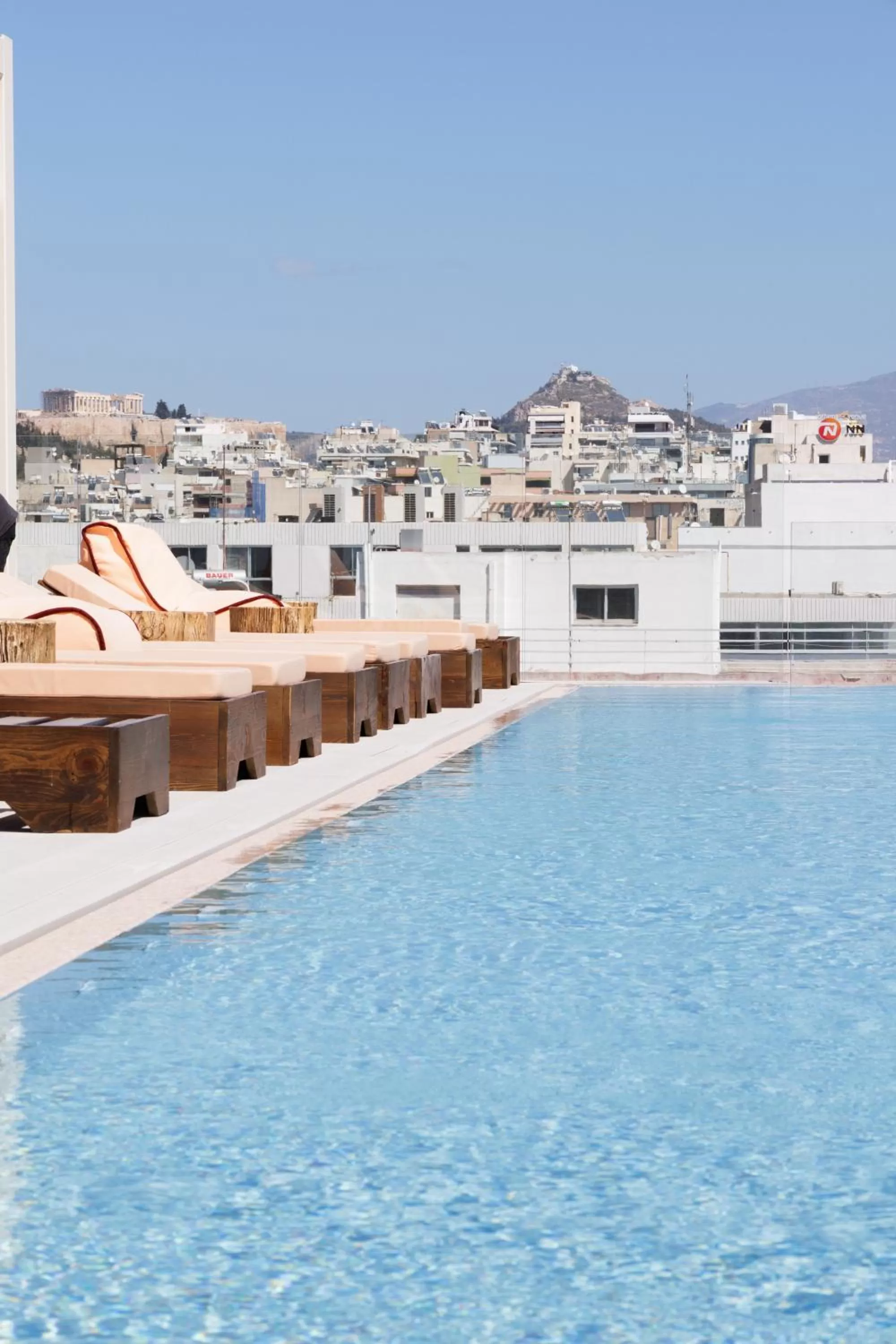 Restaurant/places to eat, Swimming Pool in LUX&EASY Signature Syngrou 234