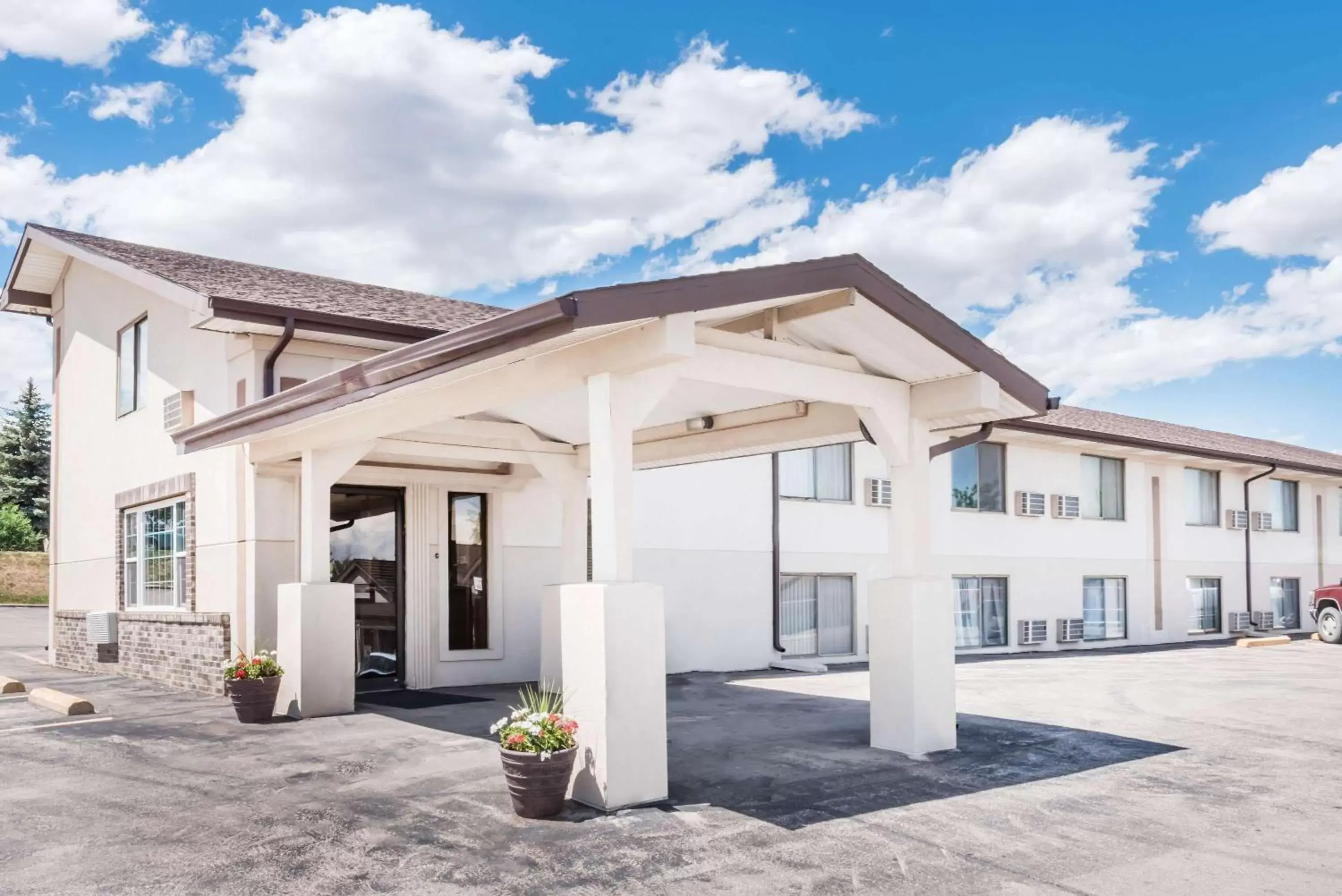 Super 8 by Wyndham Belle Fourche SD Super 8 by Wyndham Belle Fourche SD