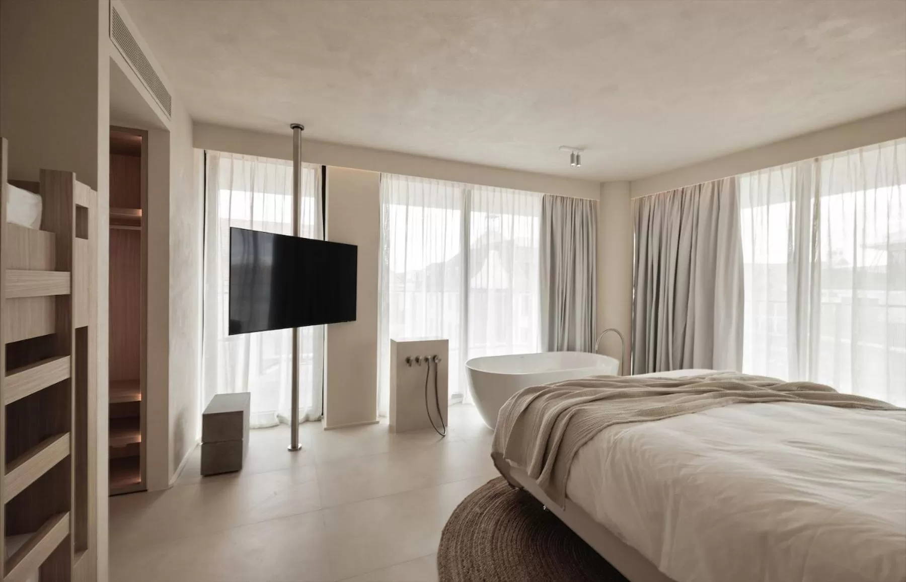 Photo of the whole room, Bed in Enso District Hotel