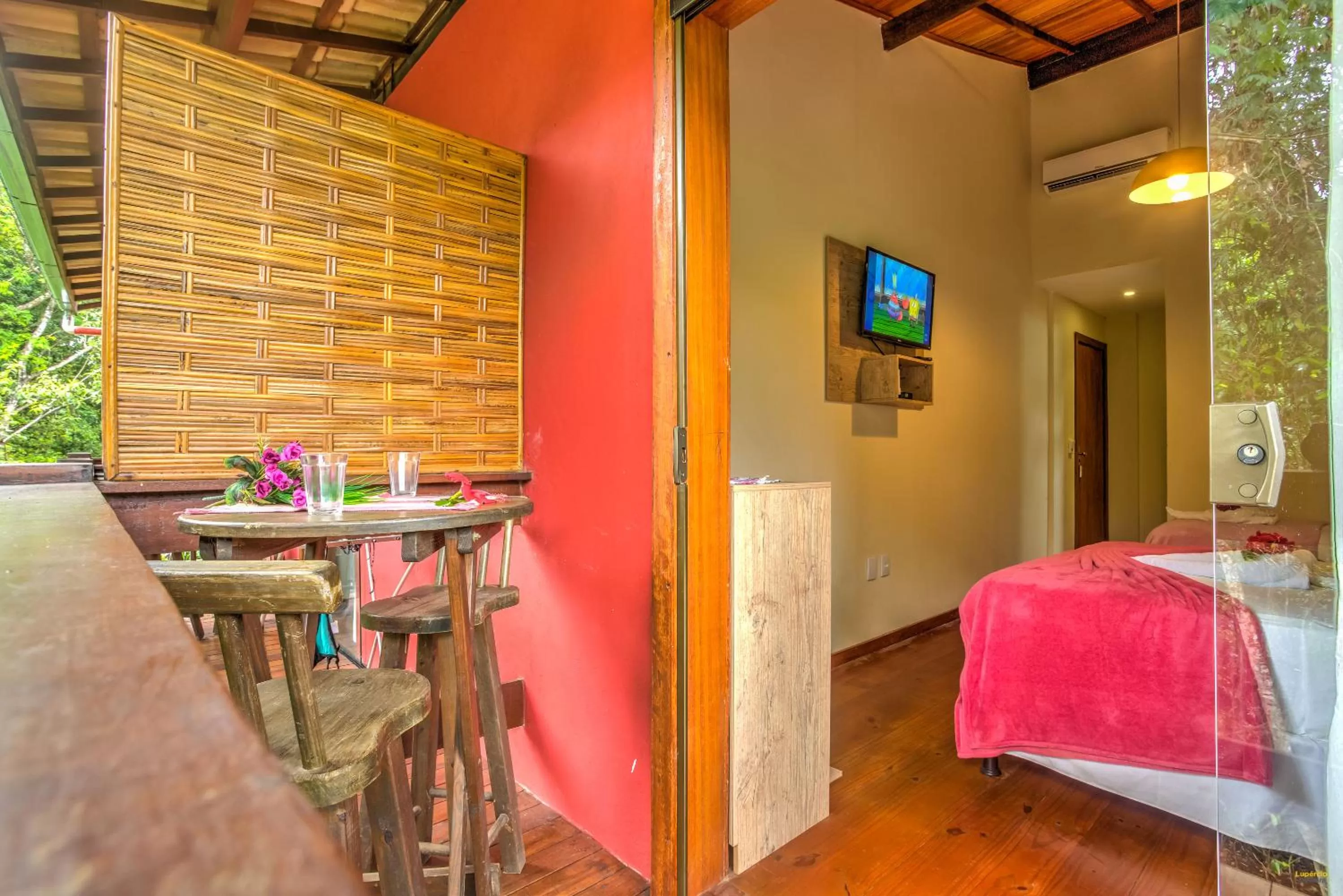 Photo of the whole room in i9 Embaú Flats & Suites