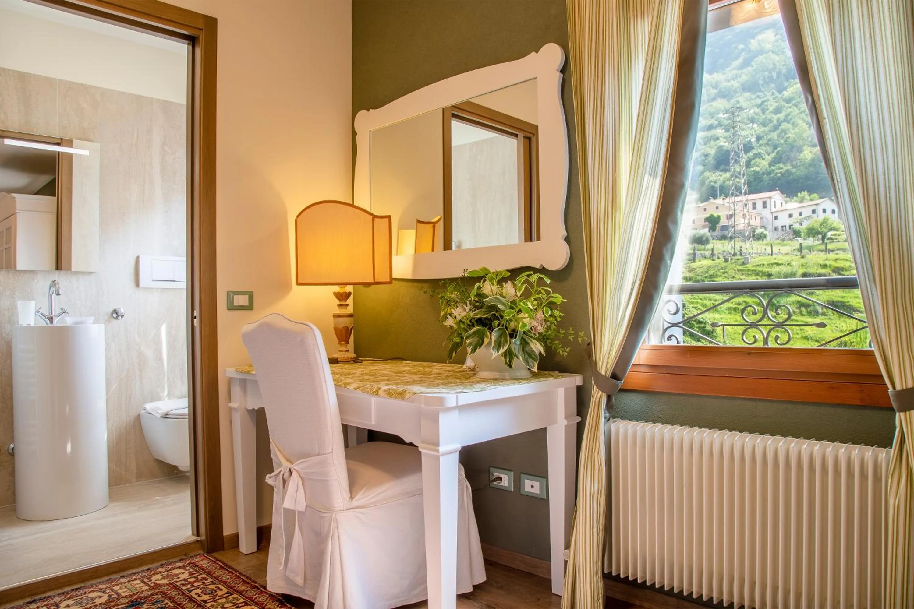 Hotel Calvi-Ristorante Mainor