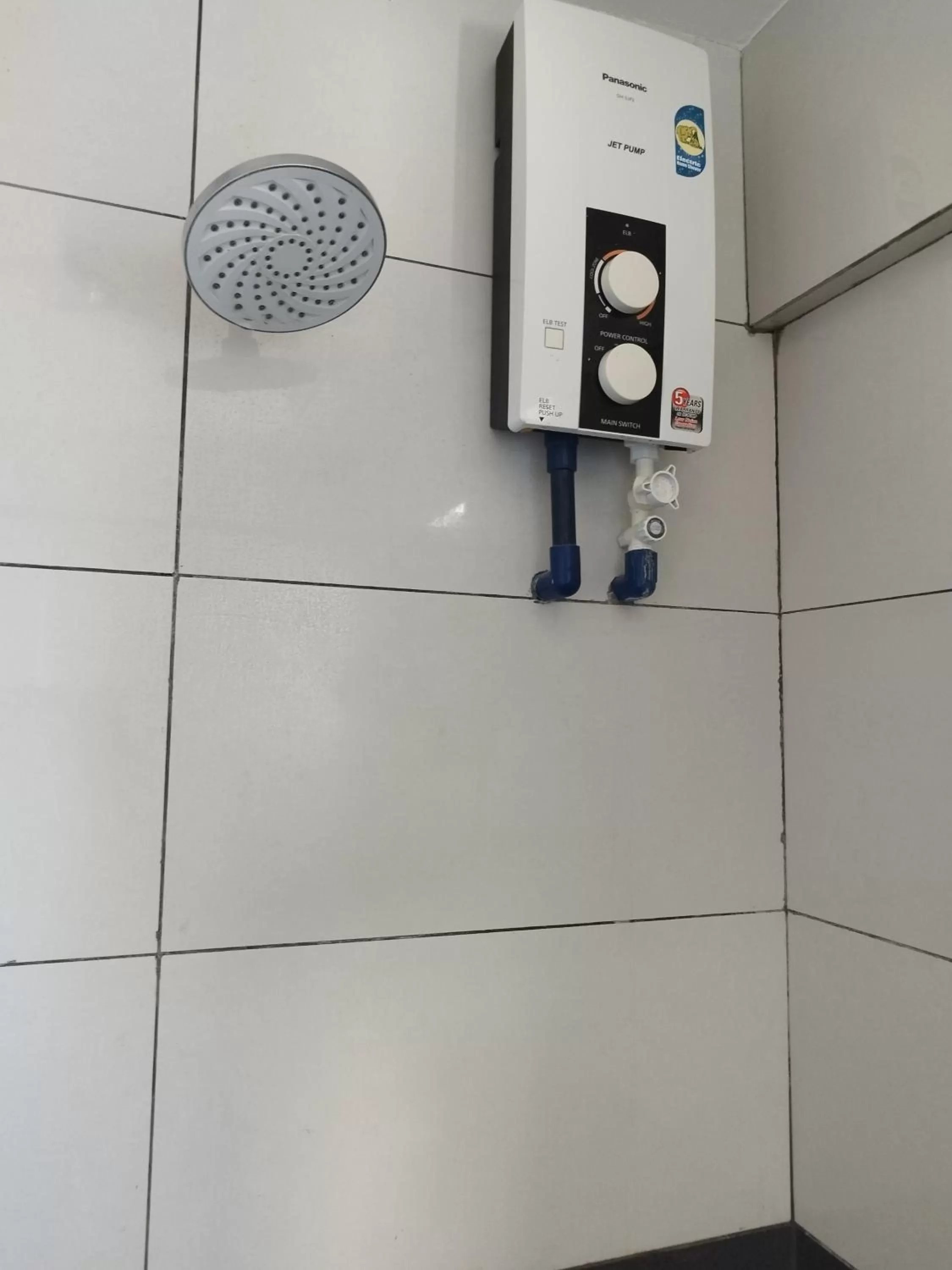 Bathroom in Marine Bay Hotel