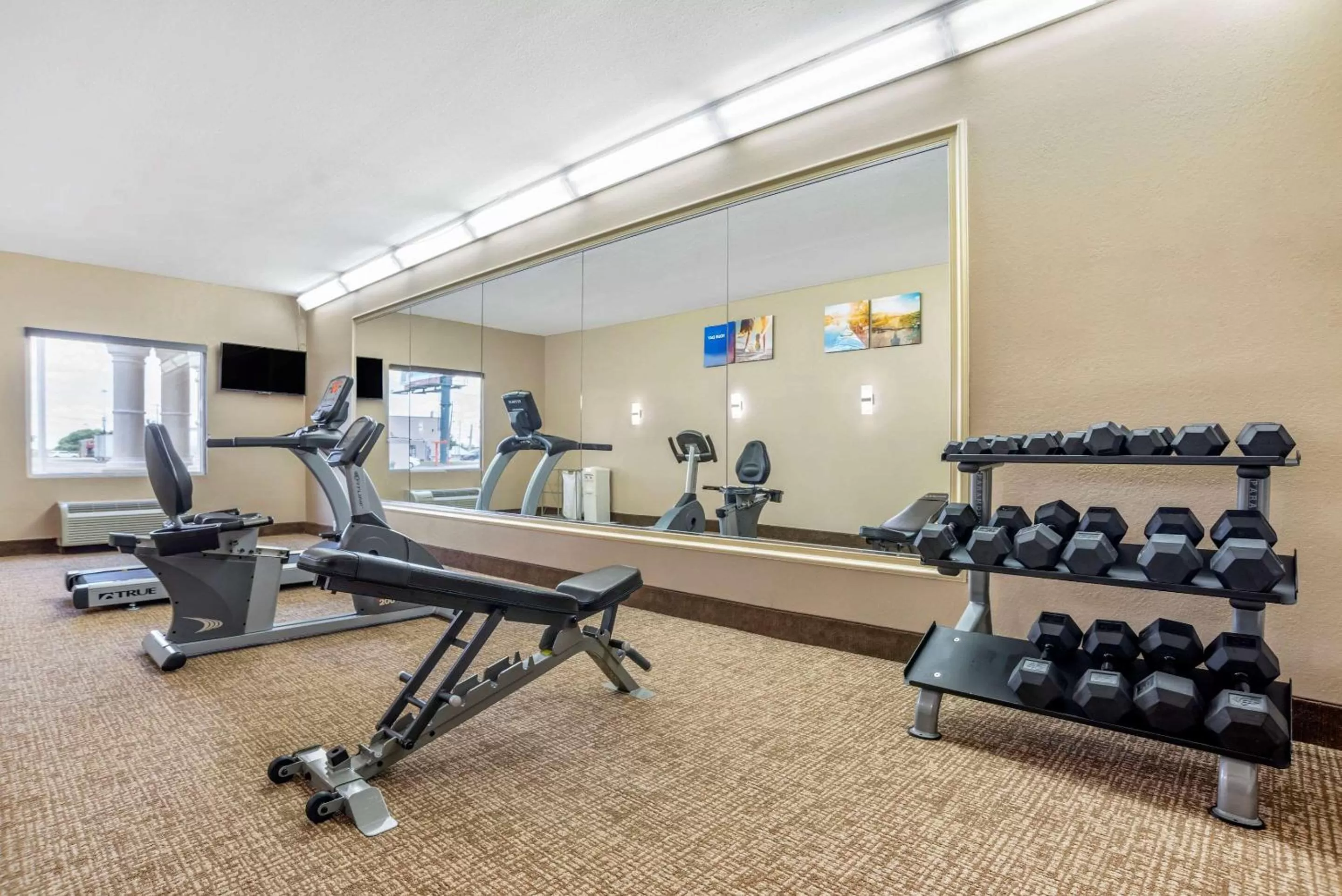 Fitness centre/facilities in Comfort Inn & Suites Marianna I-10