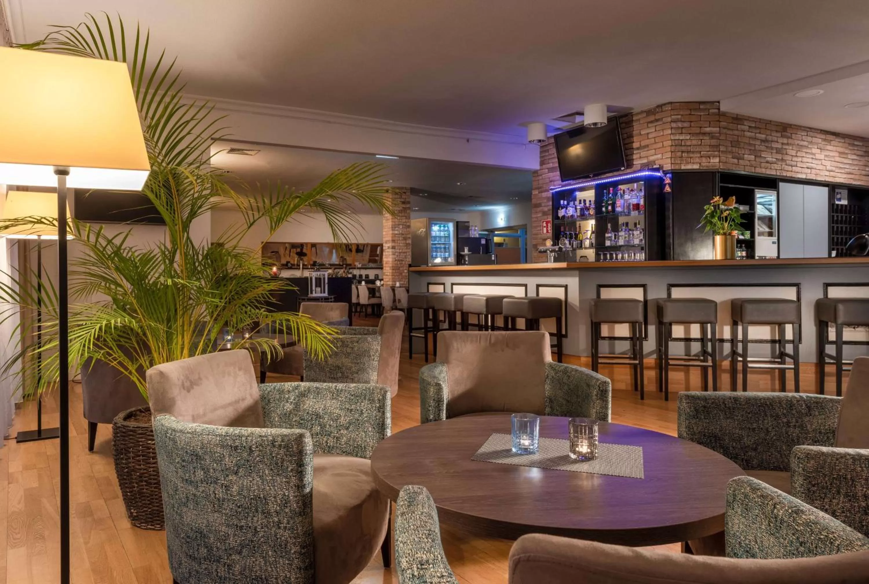 Lounge or bar in Tryp by Wyndham Rosenheim