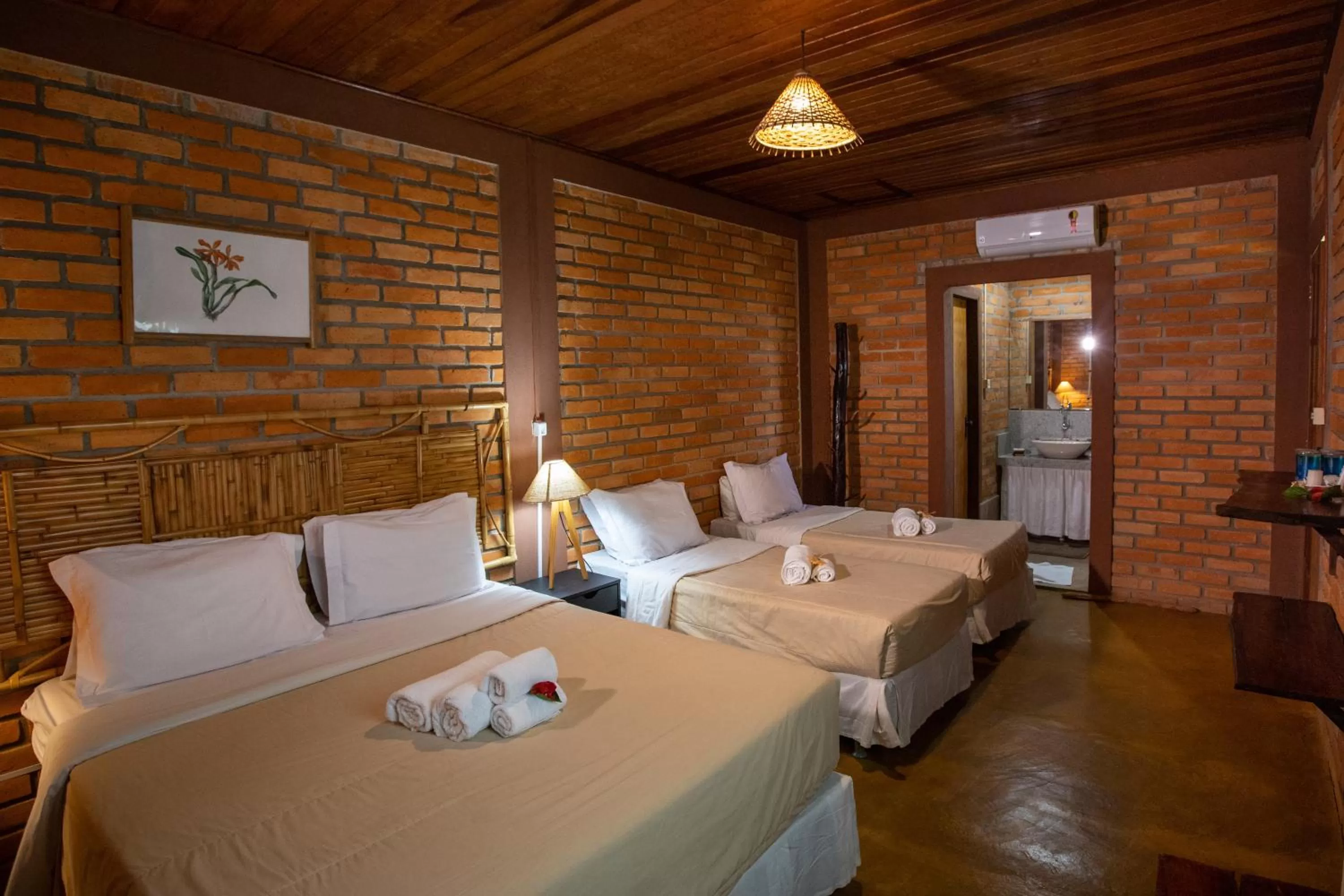 Photo of the whole room, Bed in Pousada do Parque