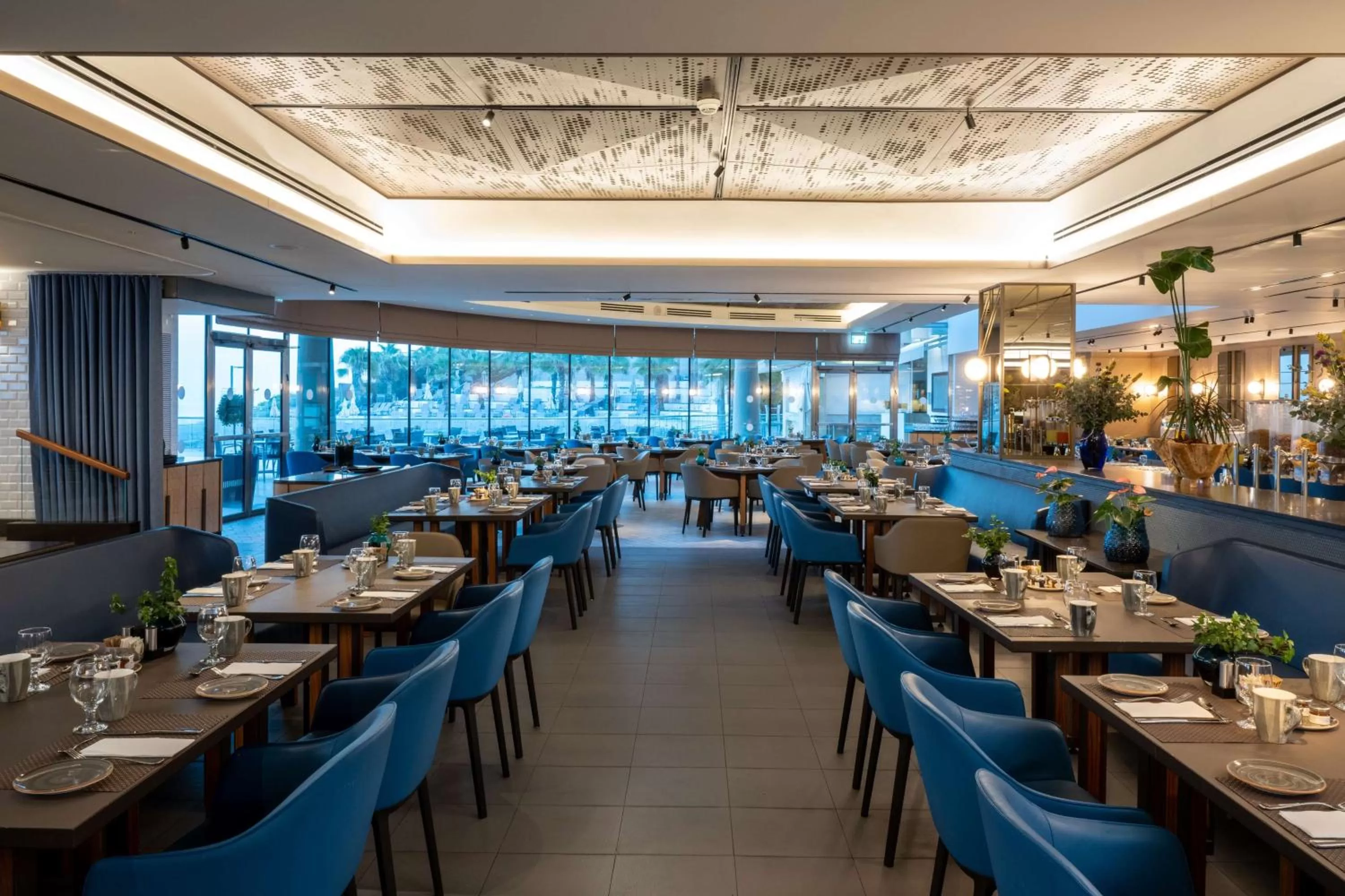 Restaurant/places to eat in Hilton Tel Aviv Hotel
