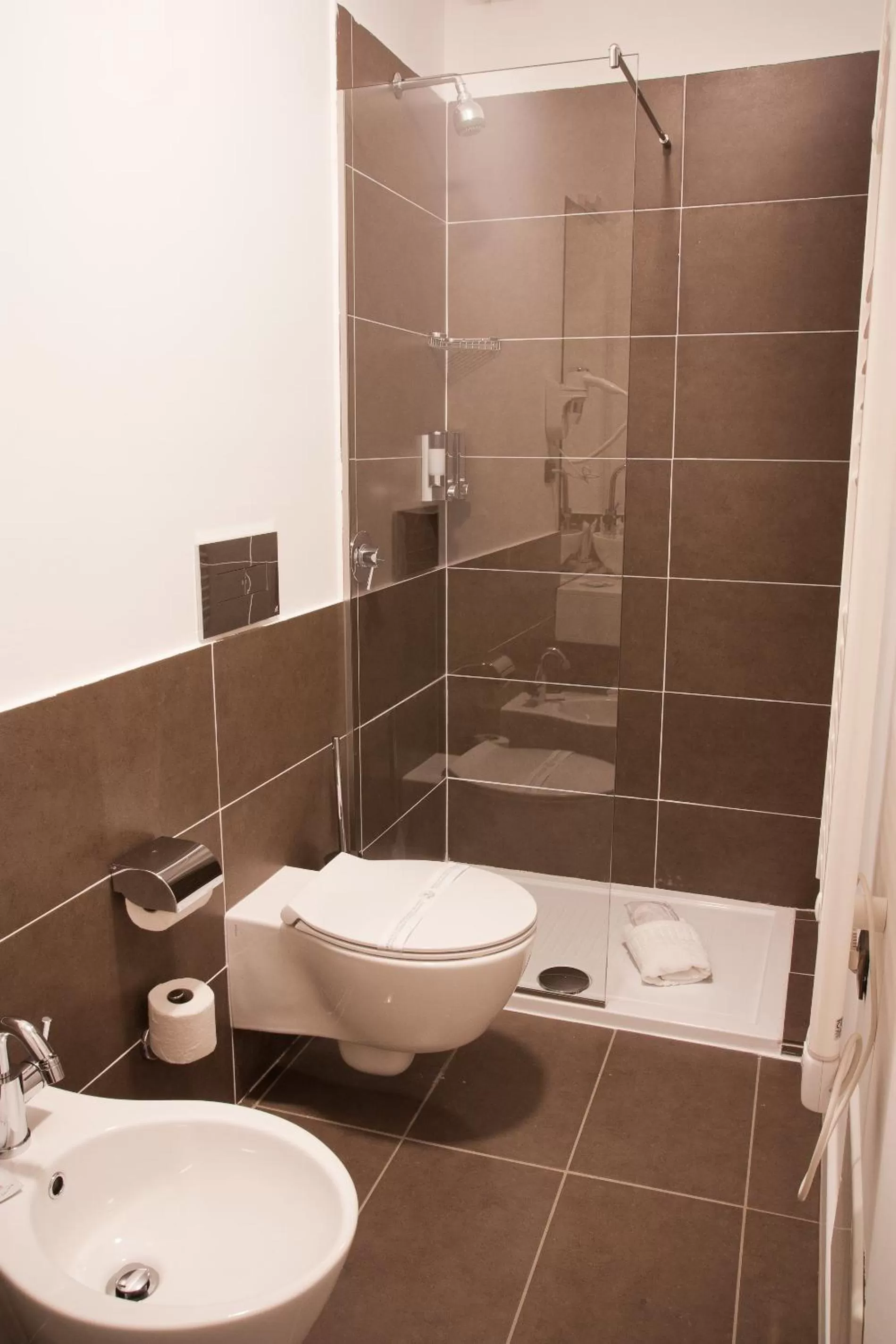 Bathroom in Roma Resort Colosseum