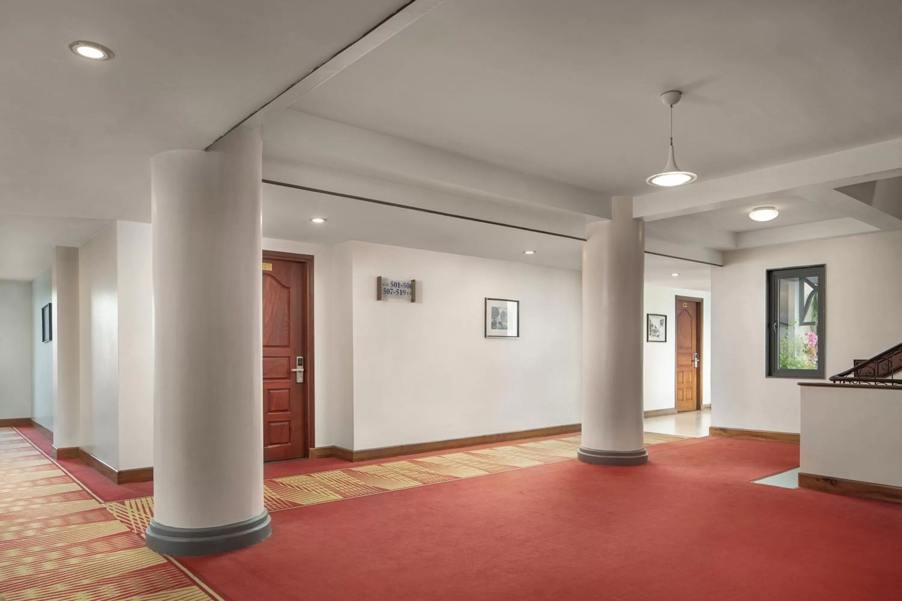 Property building in Ohana Phnom Penh Palace Hotel