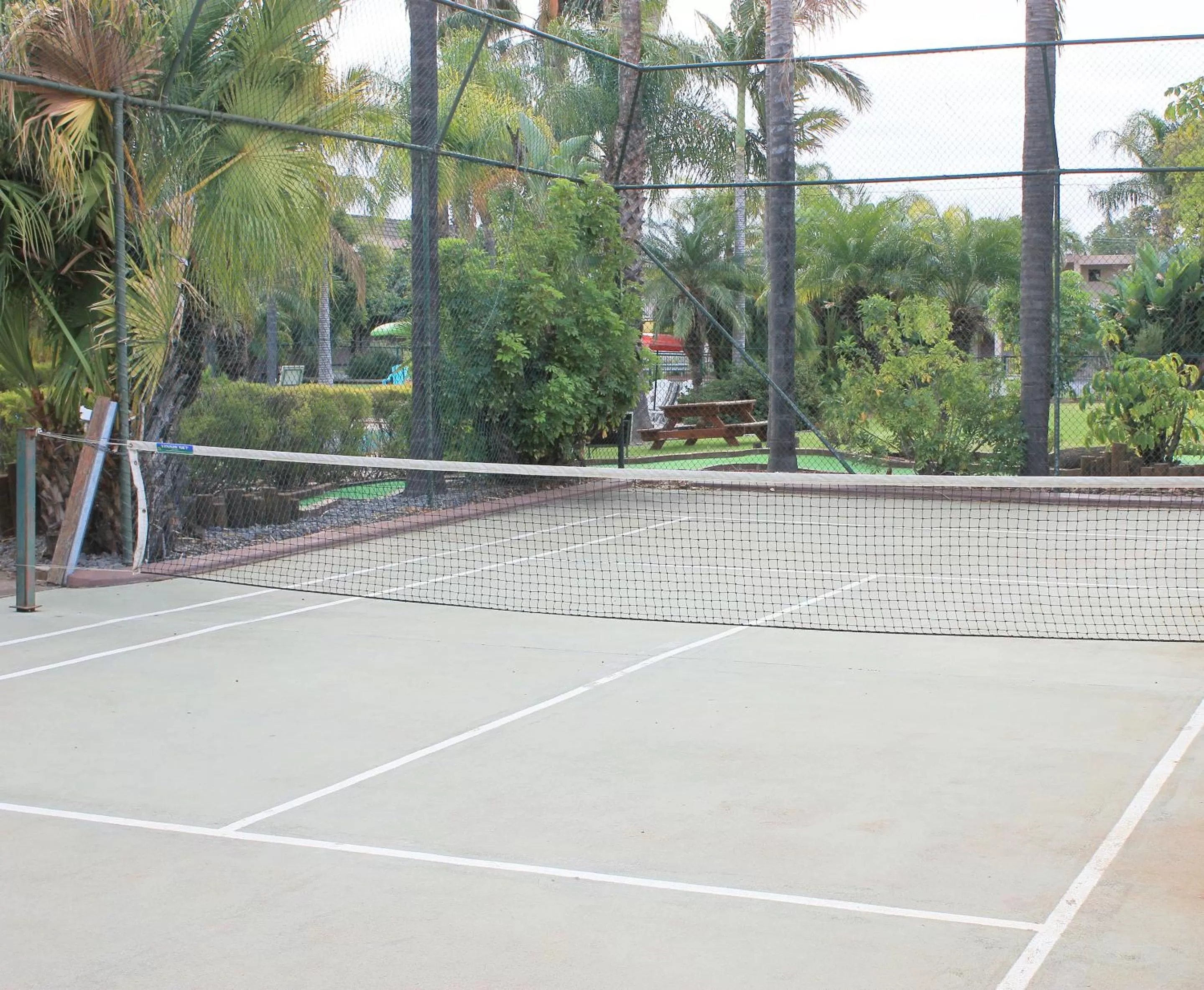 Tennis court in Swan Hill Resort