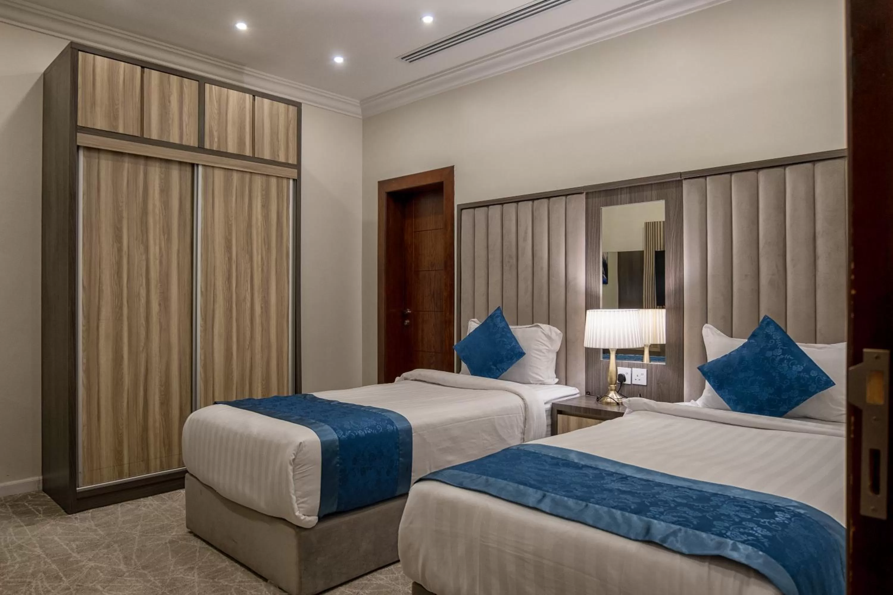 Photo of the whole room, Bed in Karem Residence - كارم راس تنورة