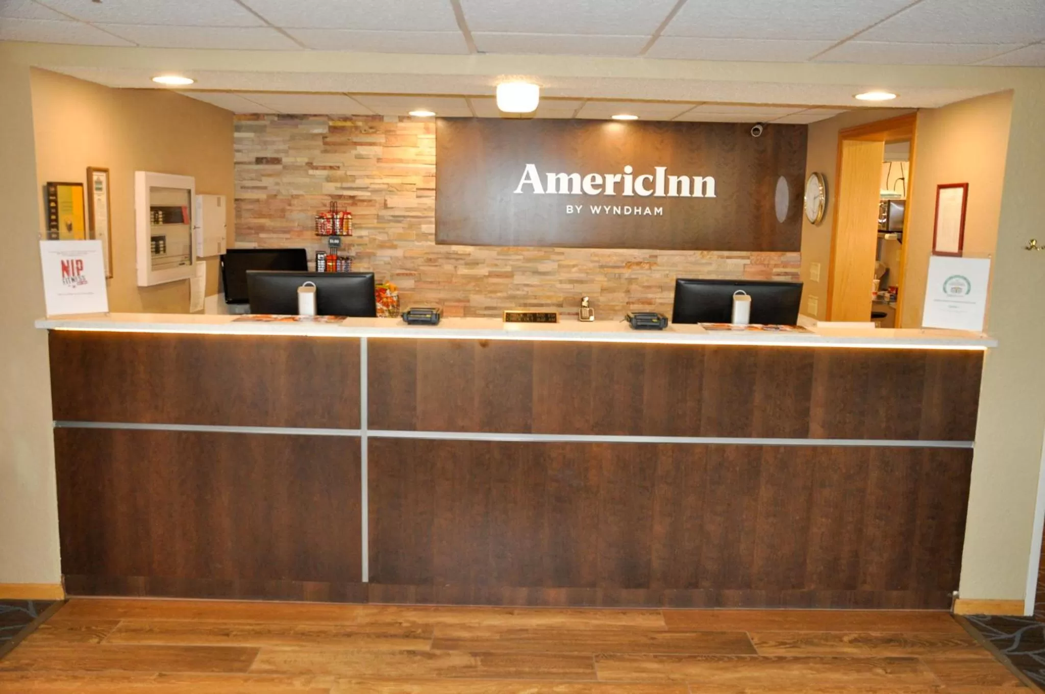 Lobby or reception in AmericInn by Wyndham Clear Lake