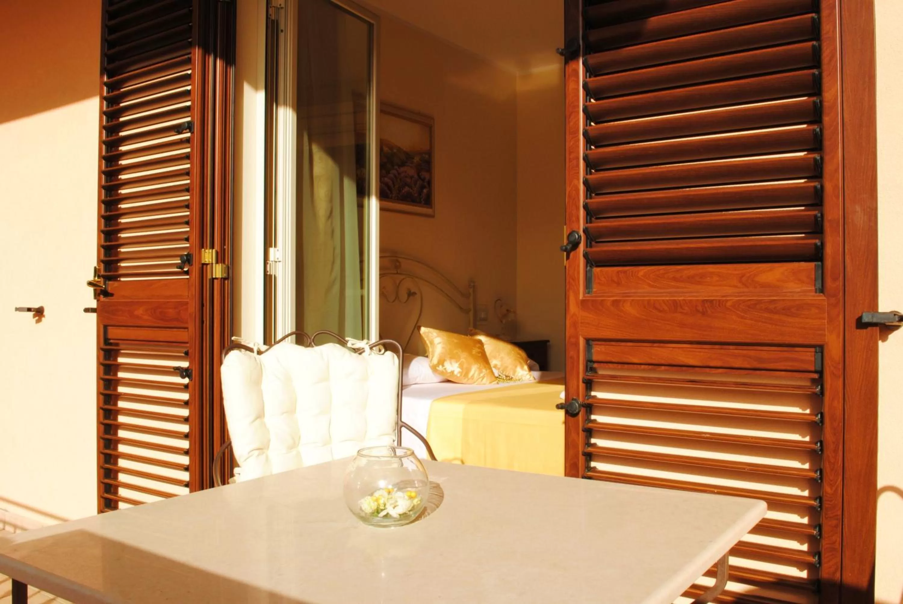 Balcony/Terrace, Bed in B&B MareAgrò