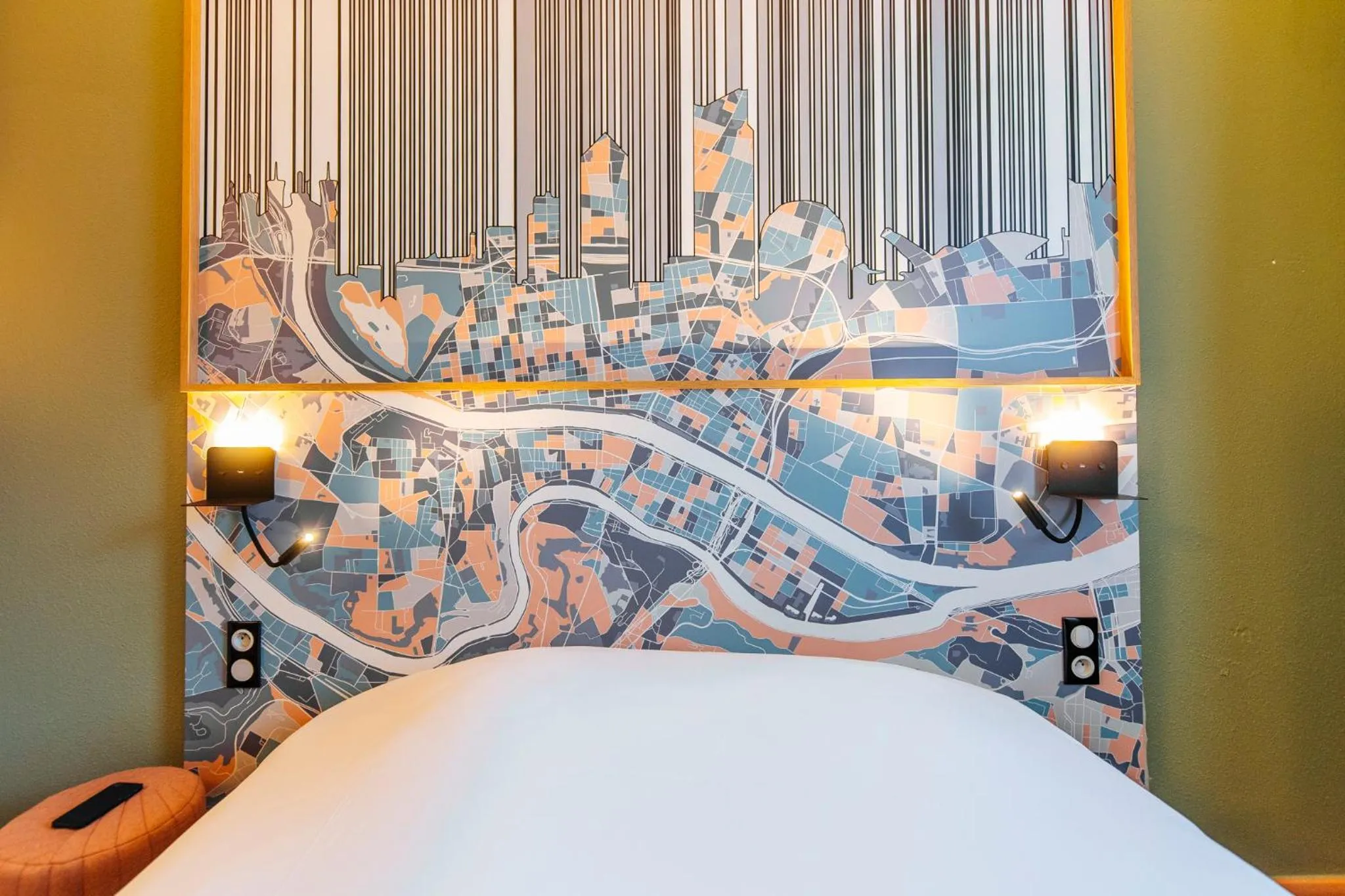 Bedroom, Bed in Ibis Styles Lyon Croix Rousse