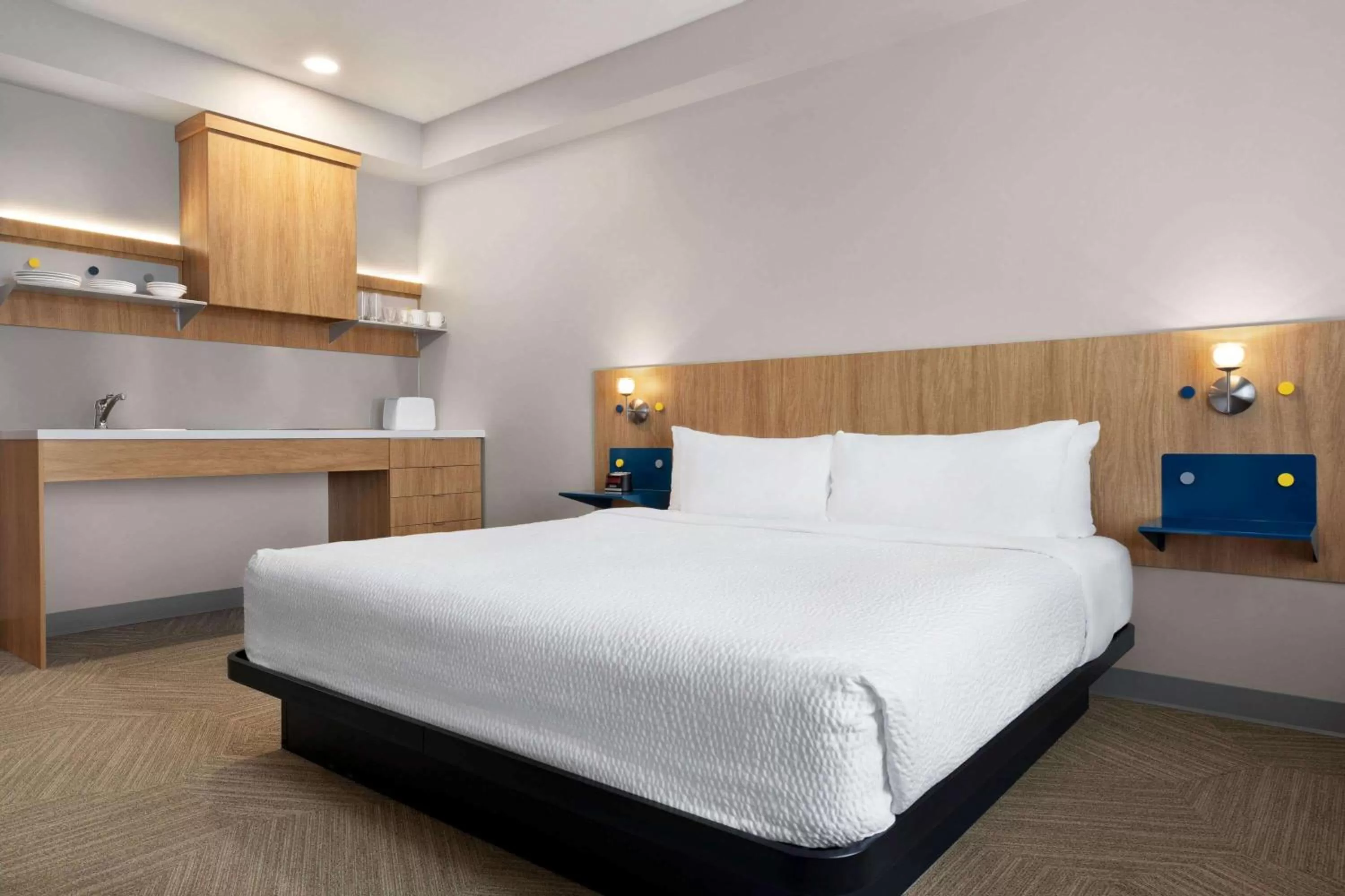 Photo of the whole room, Bed in Microtel Inn Suites by Wyndham Lac-Megantic