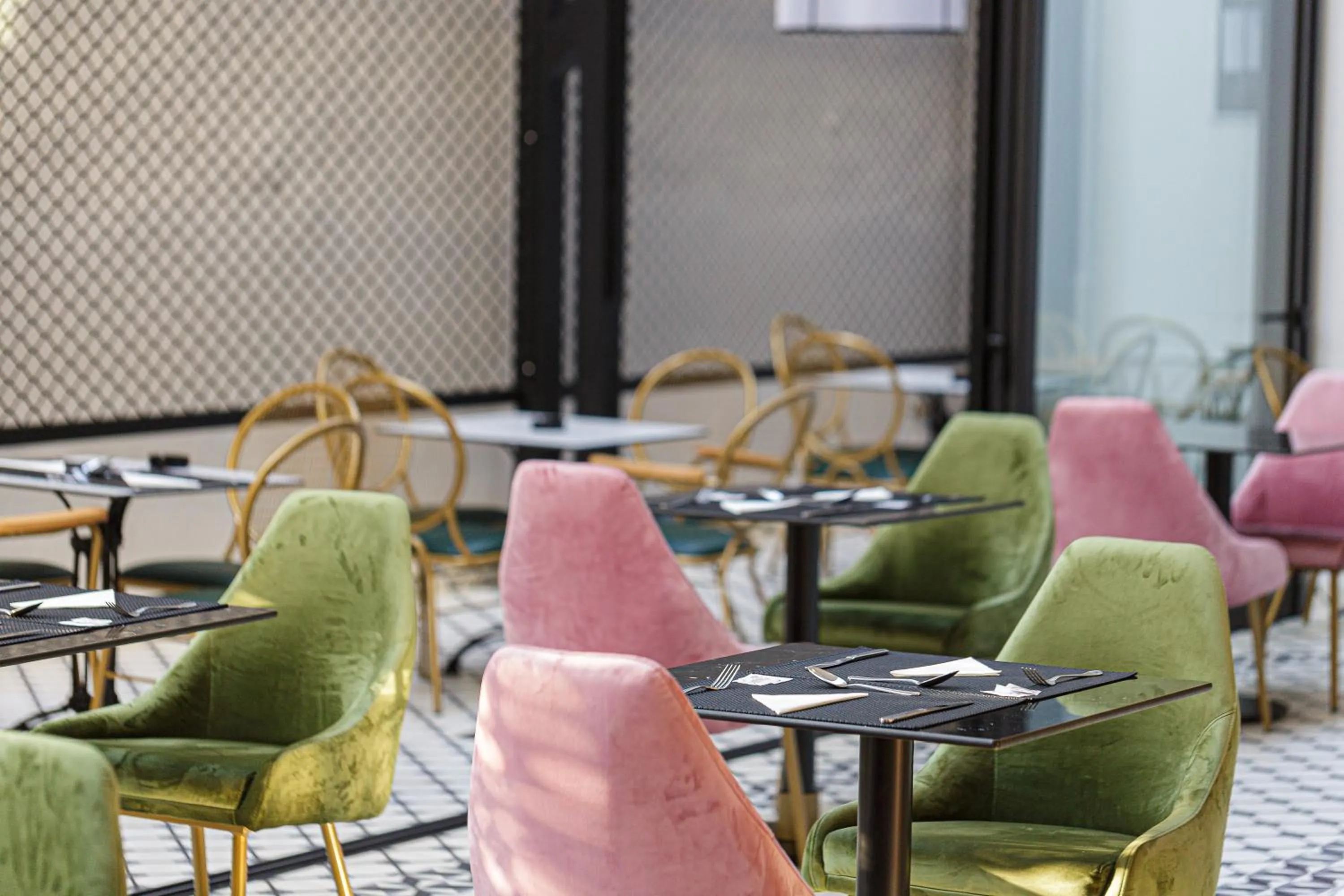 Restaurant/places to eat in Jo An Palace