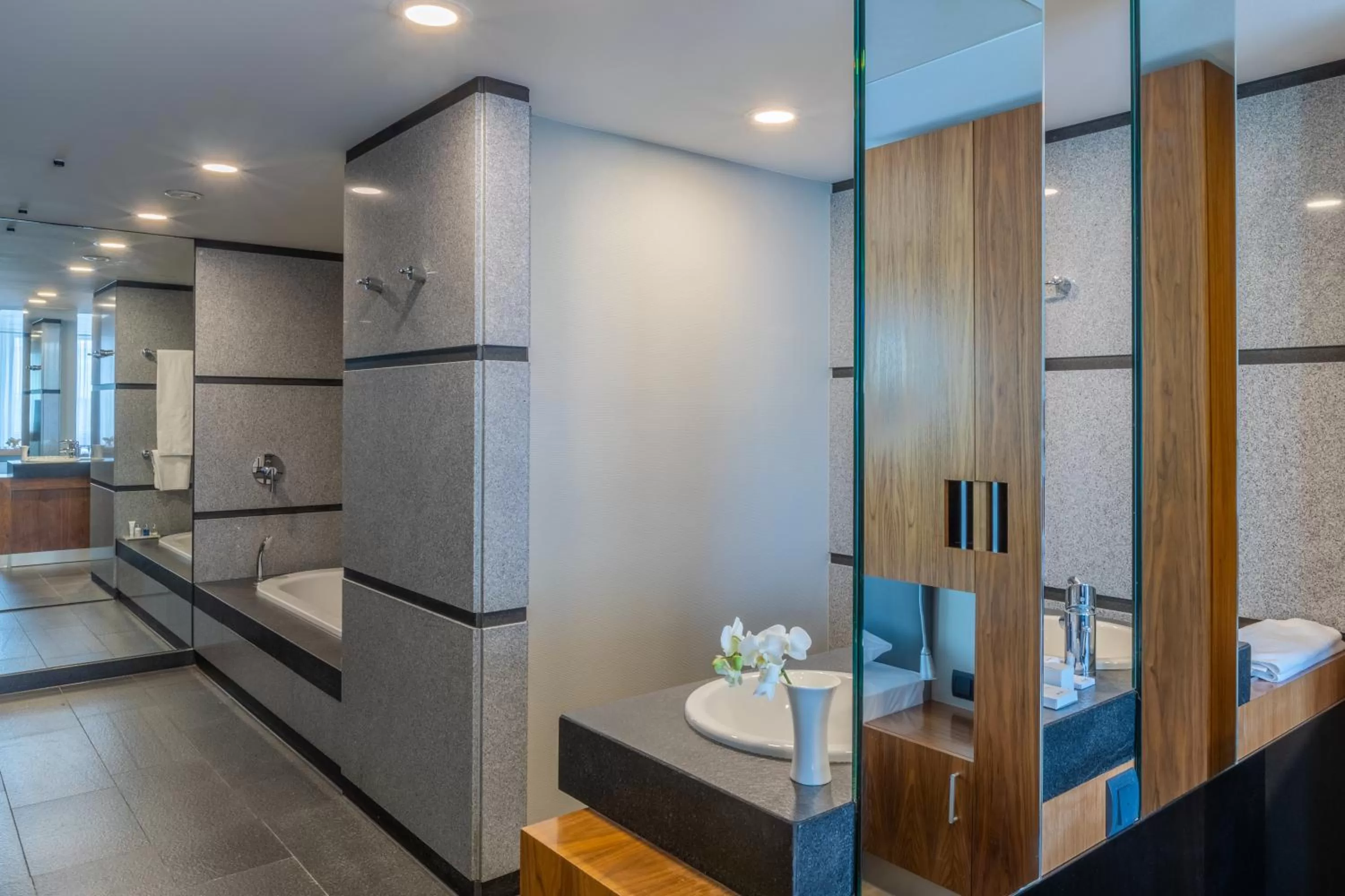 Bathroom in Radisson Blu Hotel Erfurt