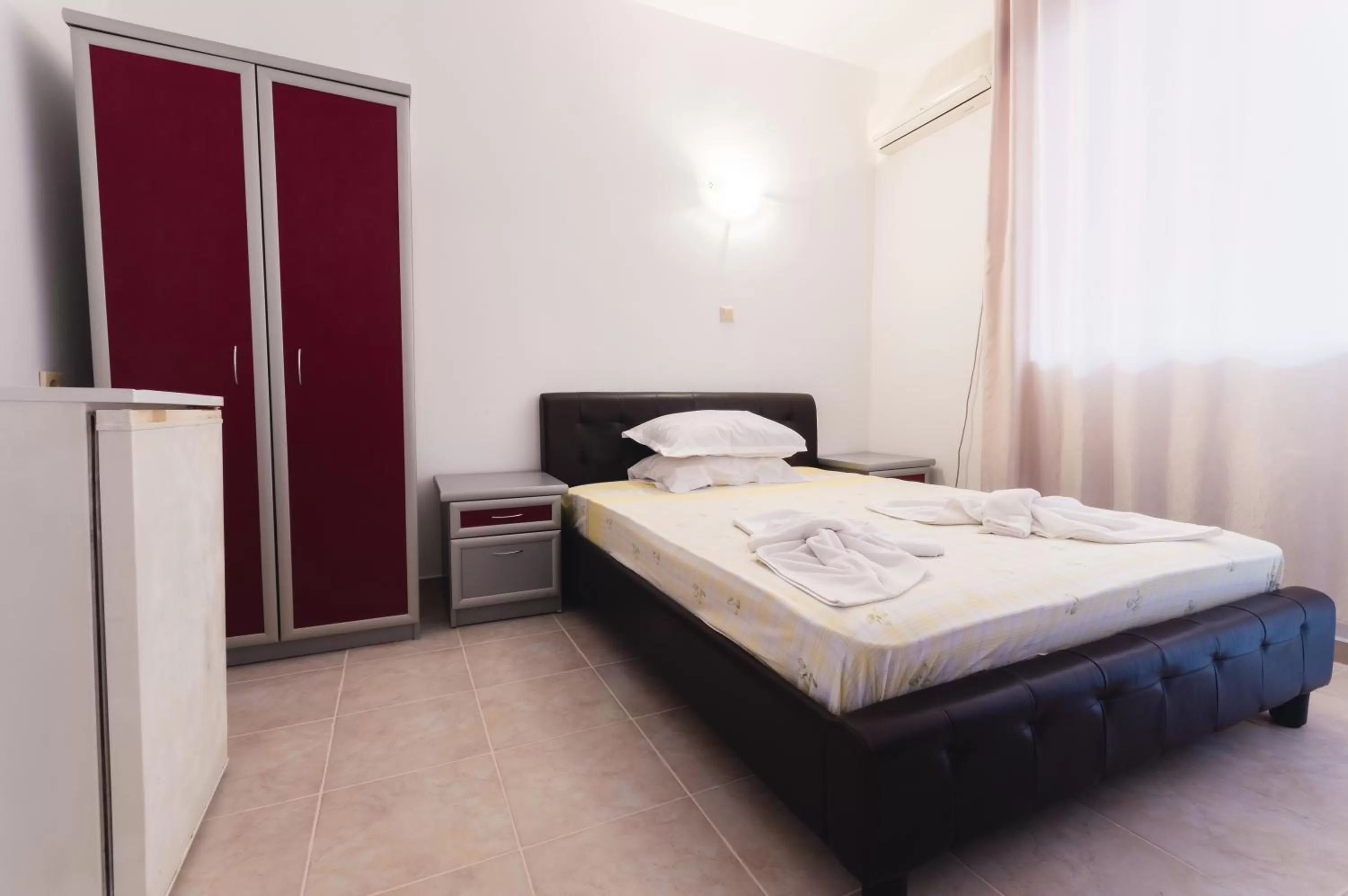 Photo of the whole room, Bed in Plovdiv Hotel