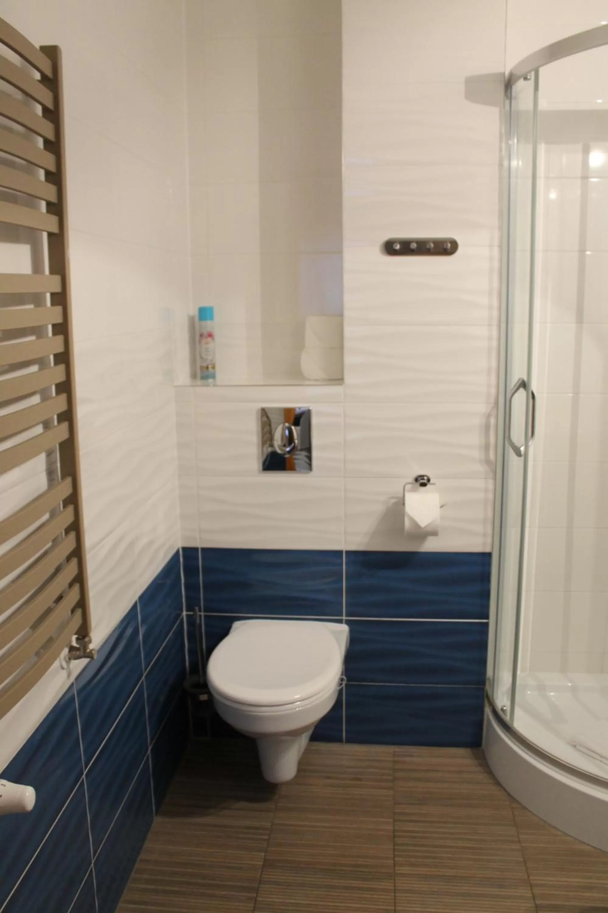 Willa 4 Pory Roku & Uznam