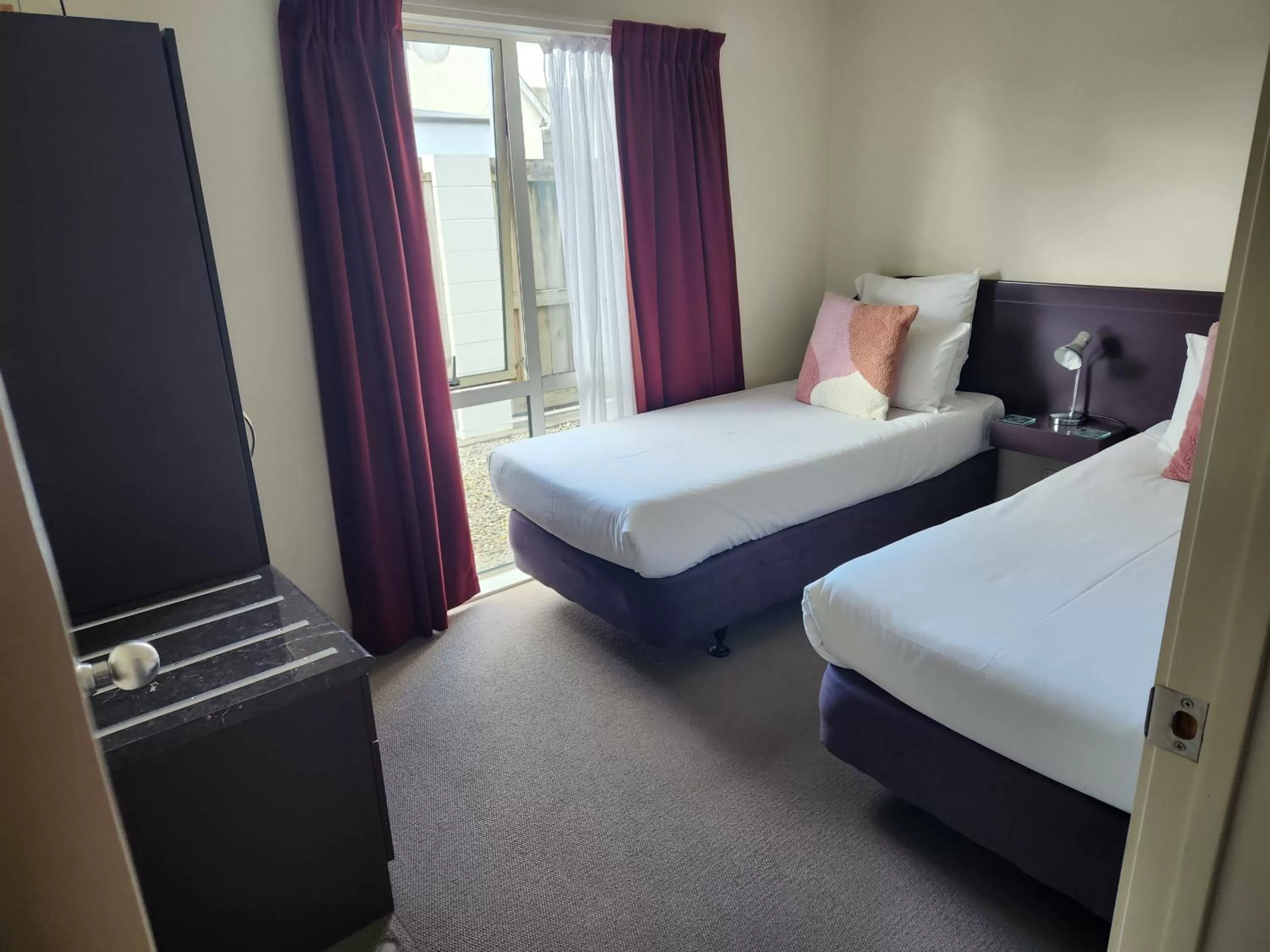 Bed in B-Ks Premier Motel Palmerston North