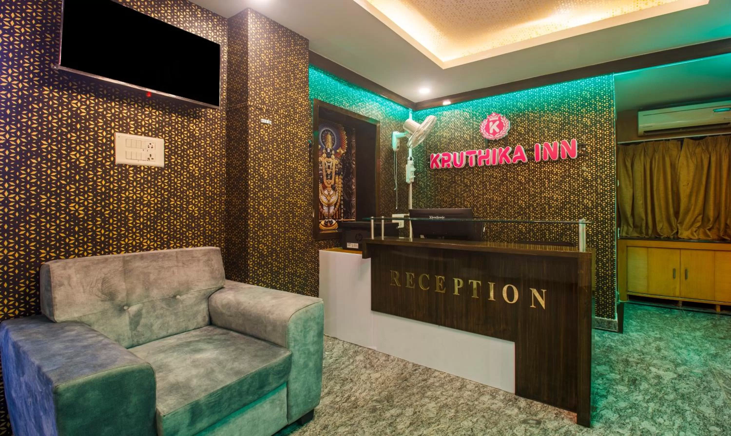 Seating area in Treebo Trend Kruthika Inn