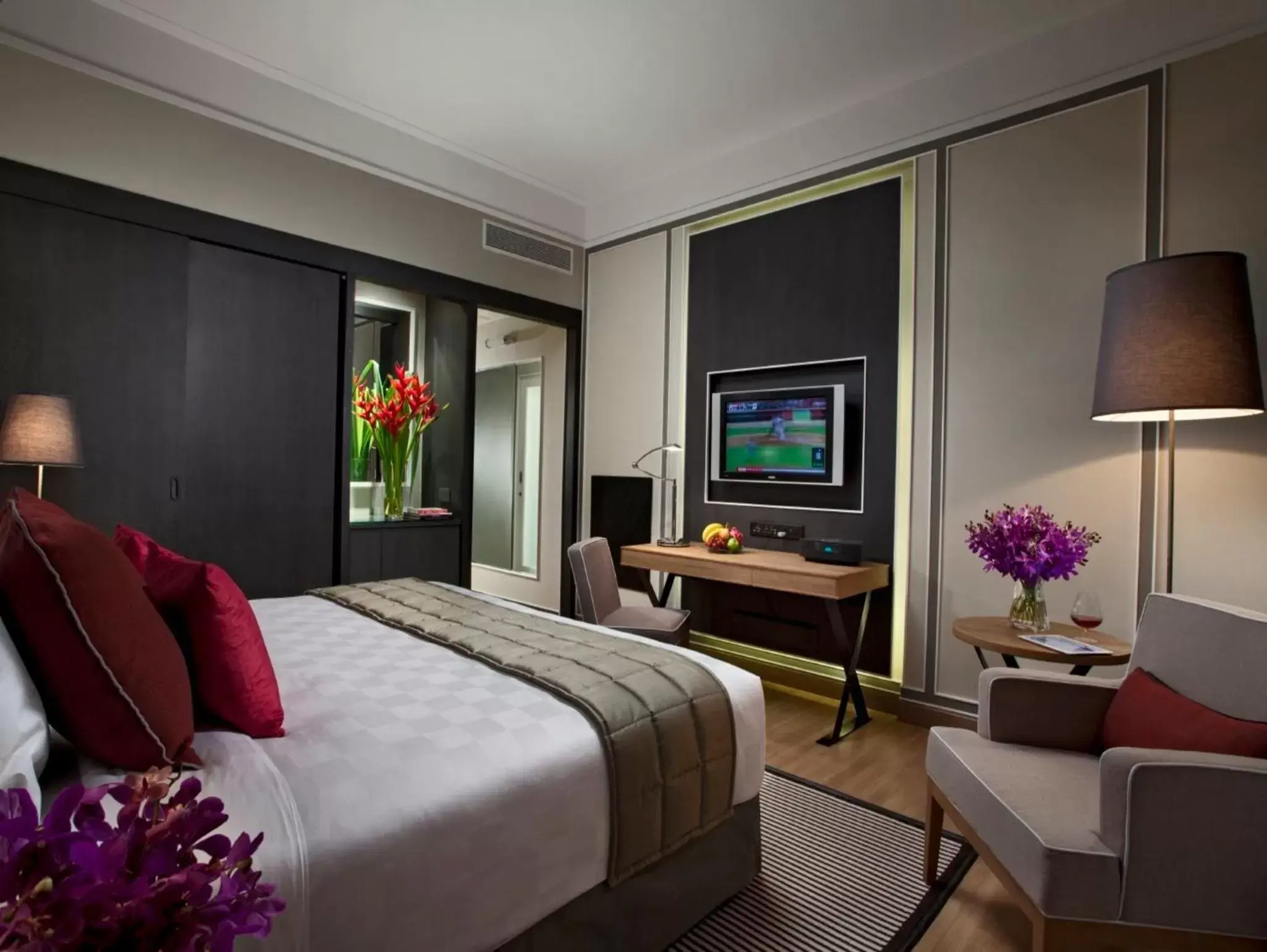 Premier Club Twin Room in Orchard Hotel Singapore Premier Club Twin Room in Orchard Hotel Singapore