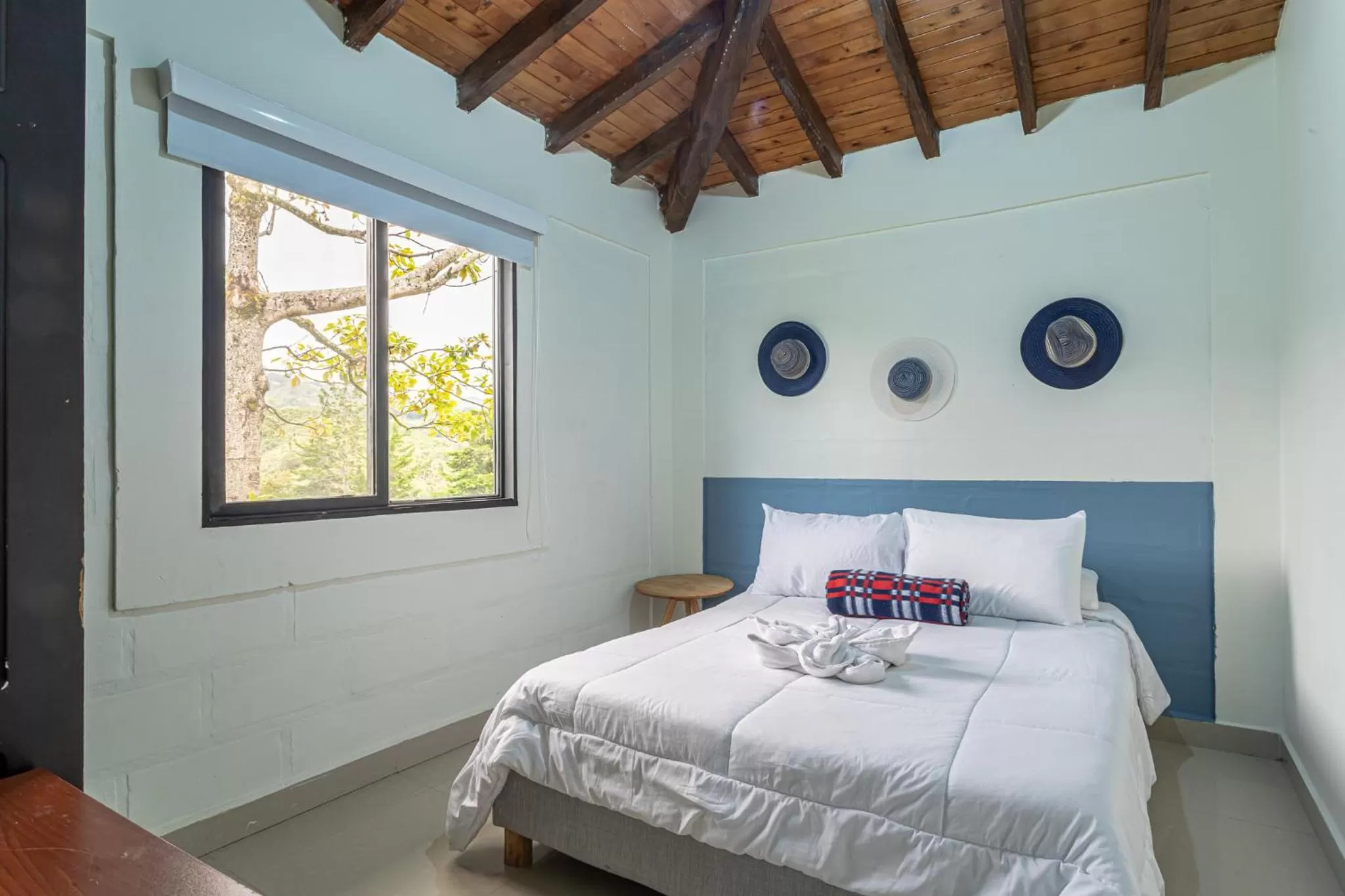 Bed in Soy Local Guatape