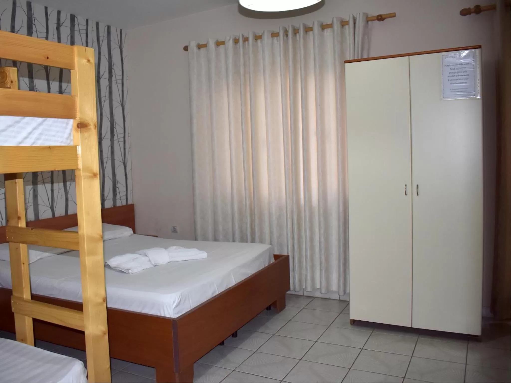 Photo of the whole room in Hotel Central