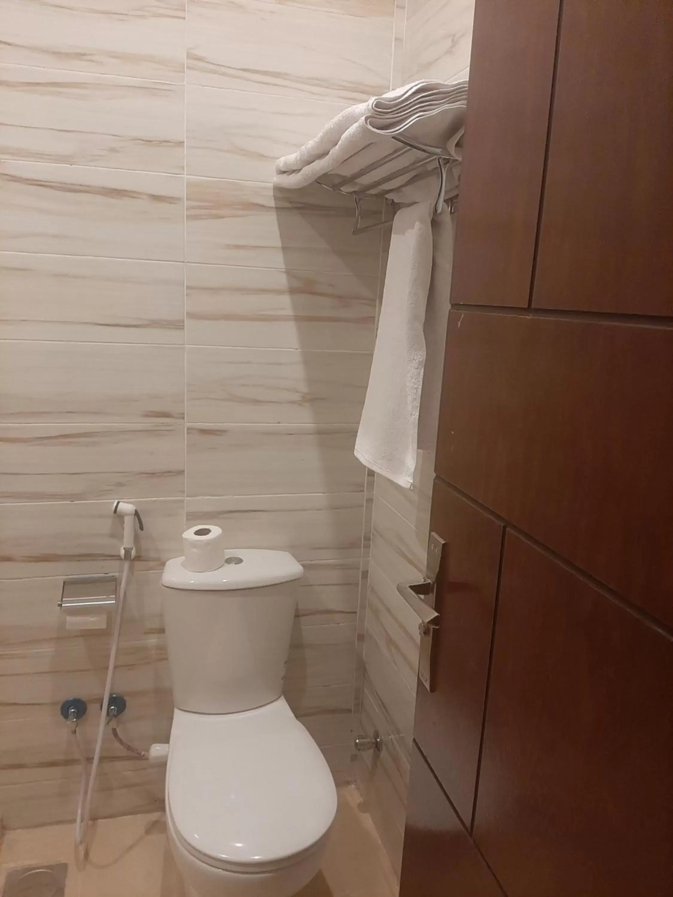 Budget Double Room in La Casa Beach Budget Double Room in La Casa Beach