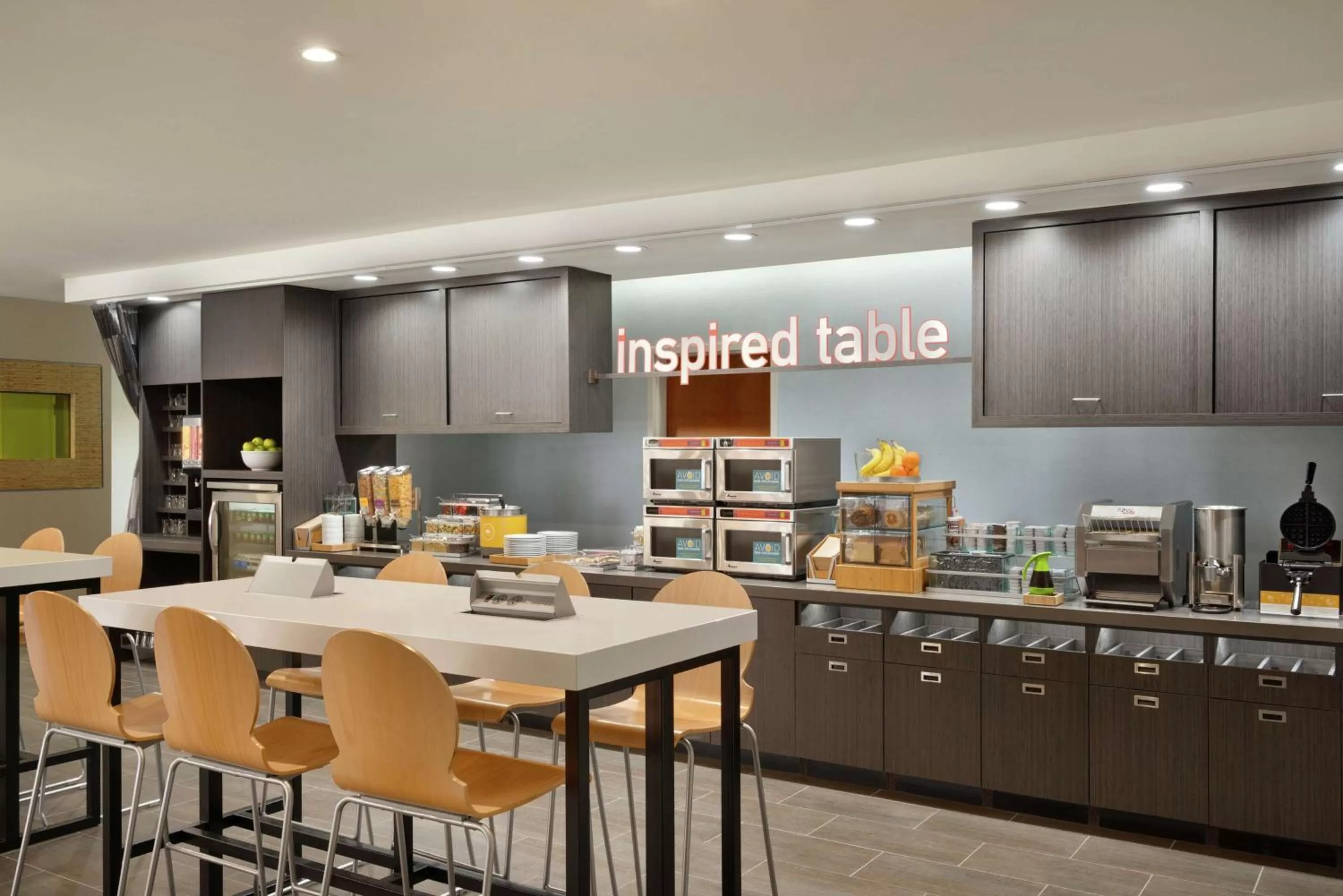 Dining area in Home2 Suites By Hilton Leavenworth Downtown