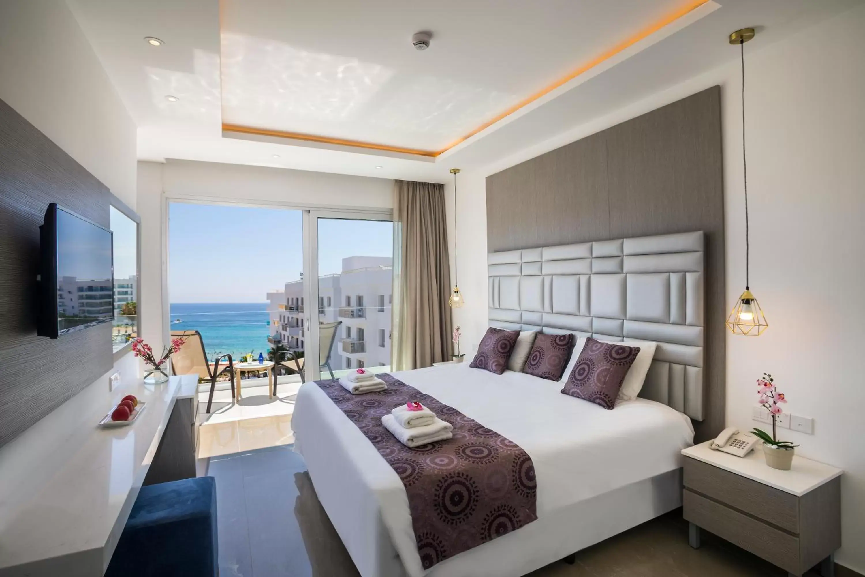 Deluxe Double Room with Side Sea View in Tsokkos Protaras Beach Hotel Deluxe Double Room with Side Sea View in Tsokkos Protaras Beach Hotel