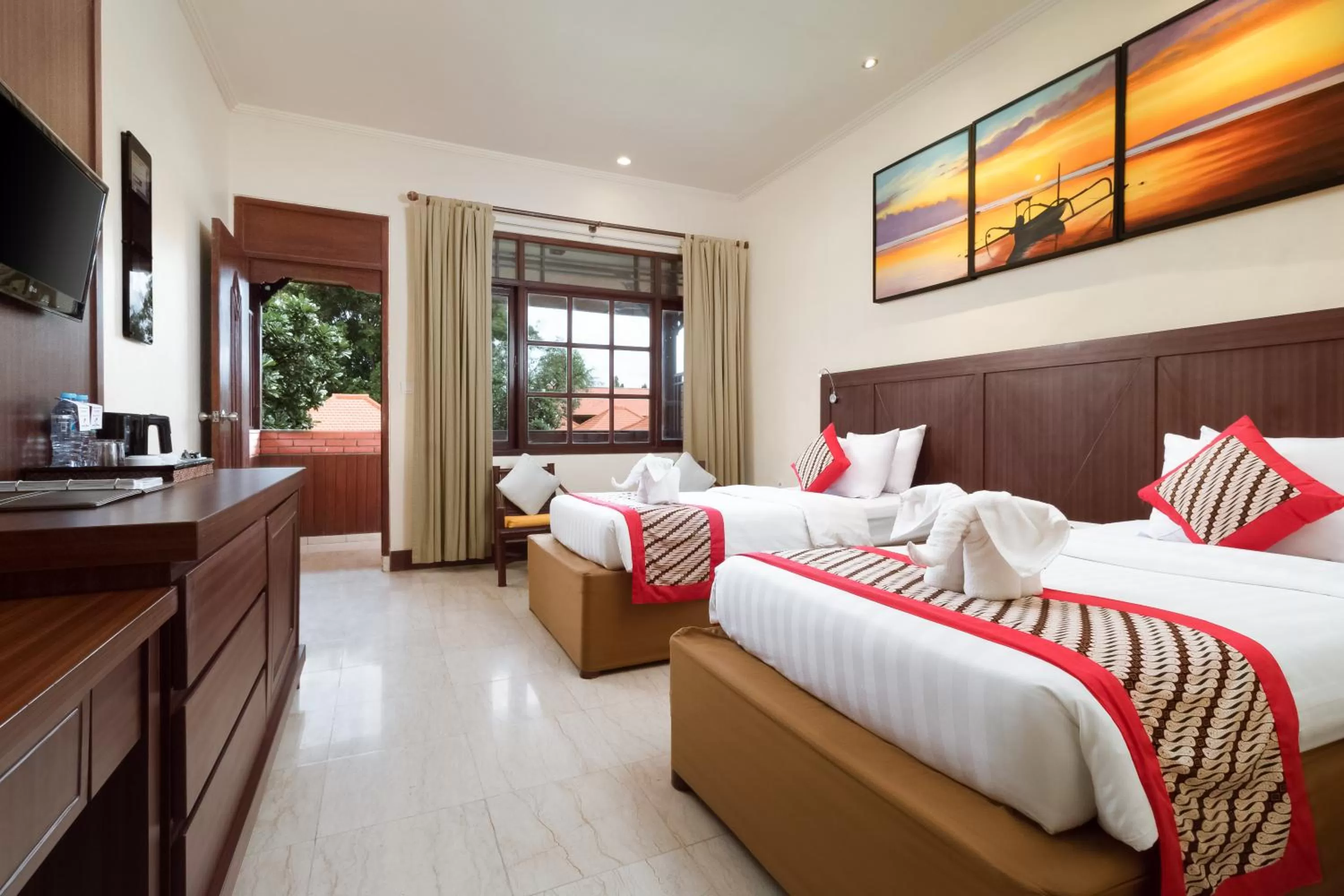 Superior Double or Twin Room with Balcony in Grand Istana Rama Hotel