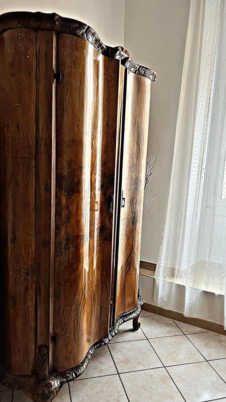 wardrobe in In the Center Guesthouse