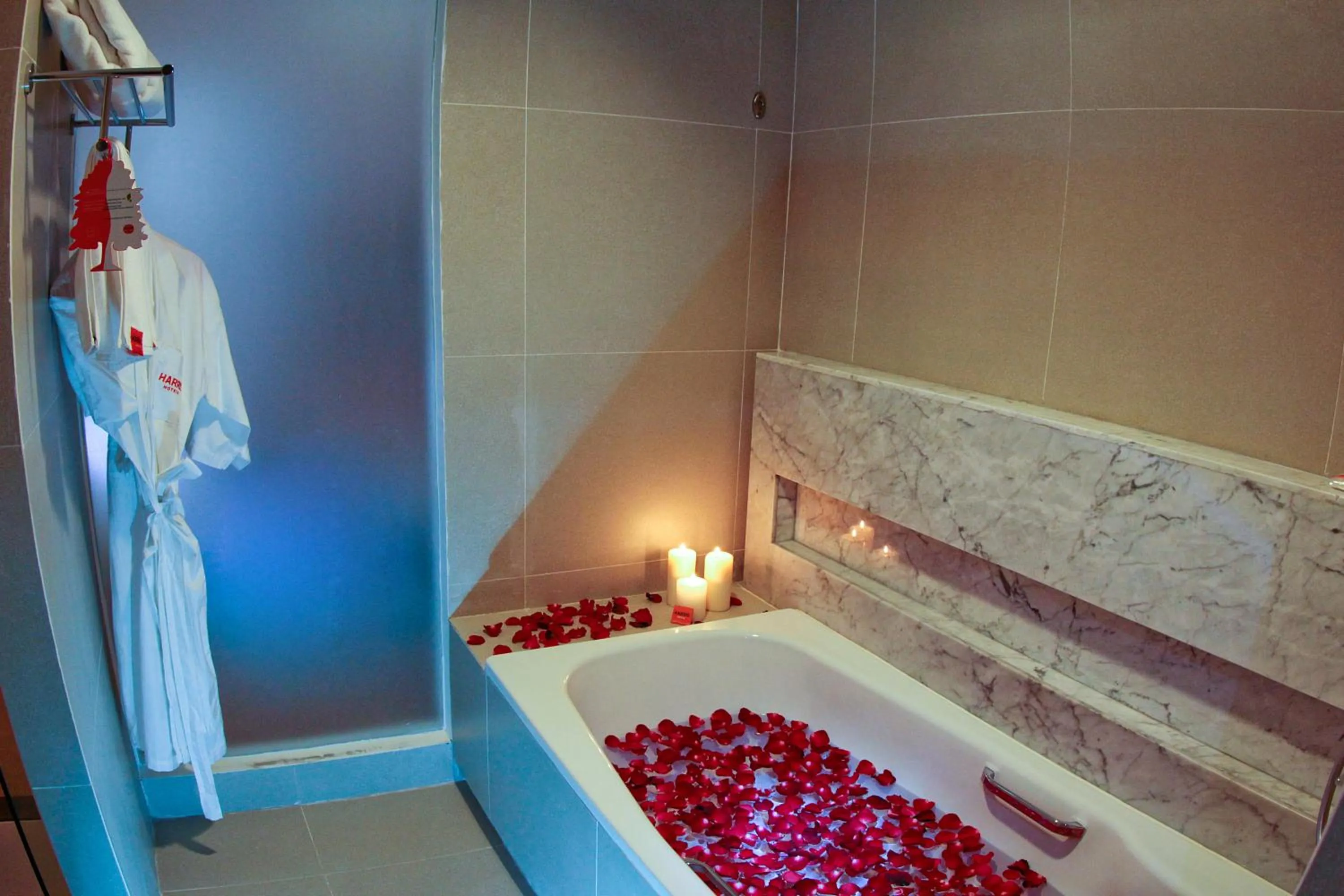 Toilet in HARRIS Hotel & Conventions Malang