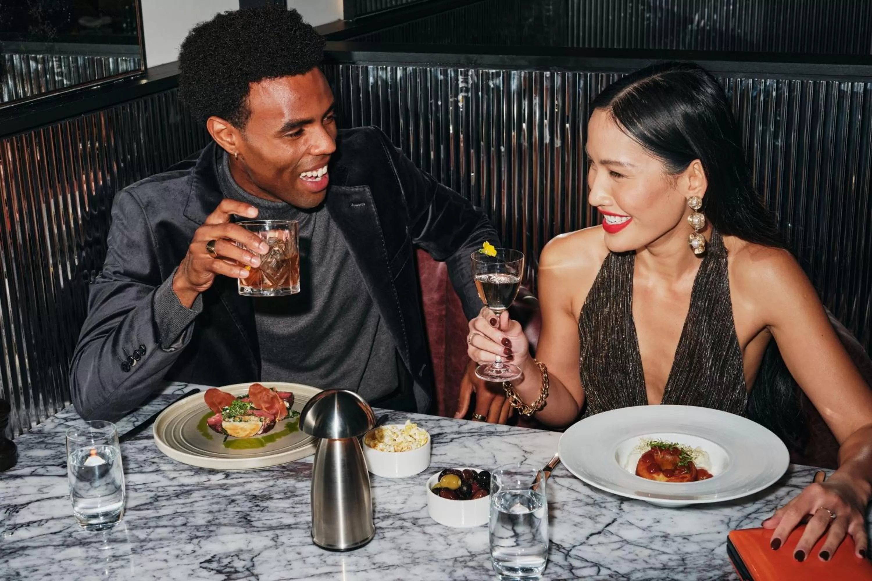 Restaurant/places to eat in Le Meridien Melbourne