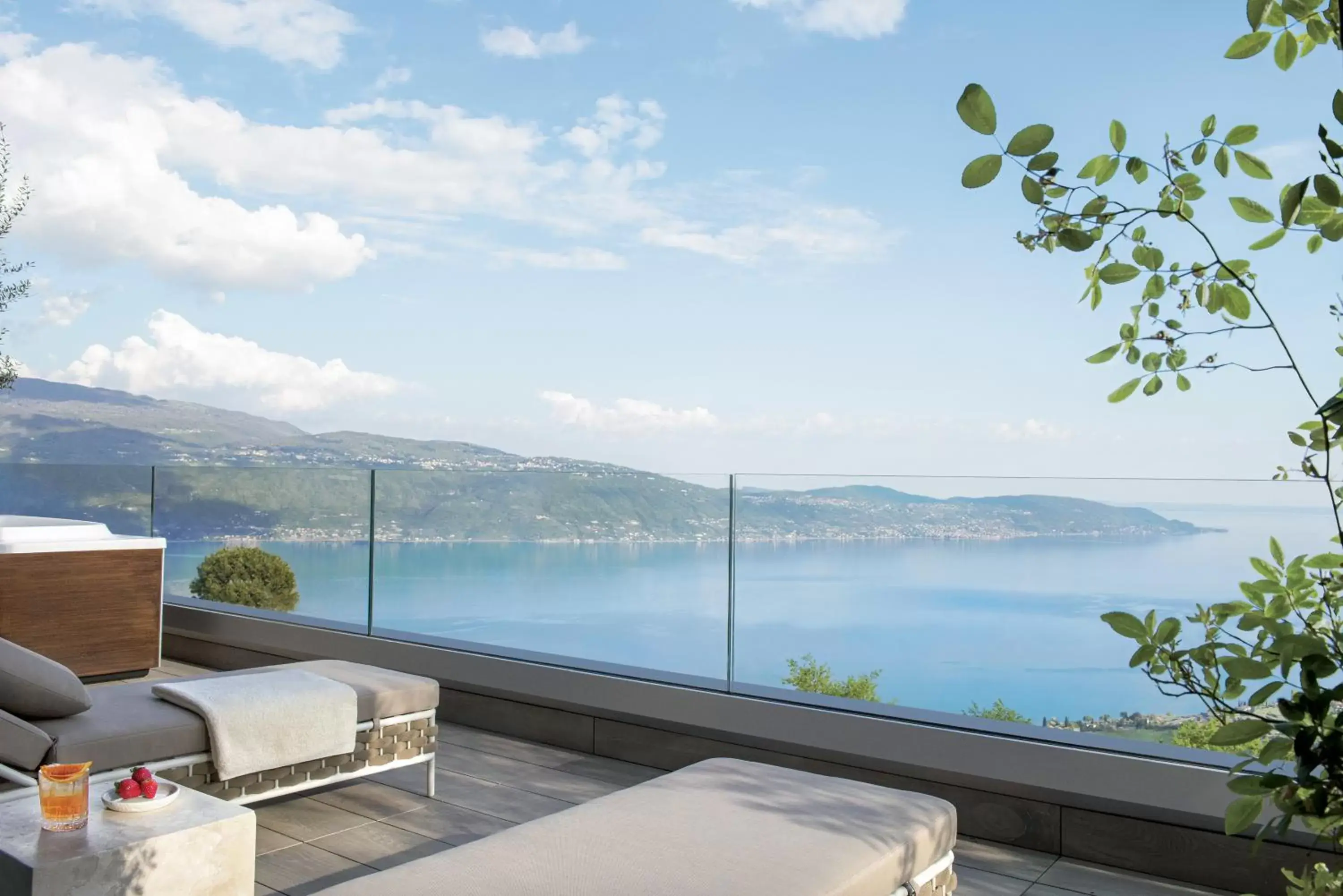 Luxury Suite with Jacuzzi and Lake View in Lefay Resort & Spa Lago Di Garda Luxury Suite with Jacuzzi and Lake View in Lefay Resort & Spa Lago Di Garda