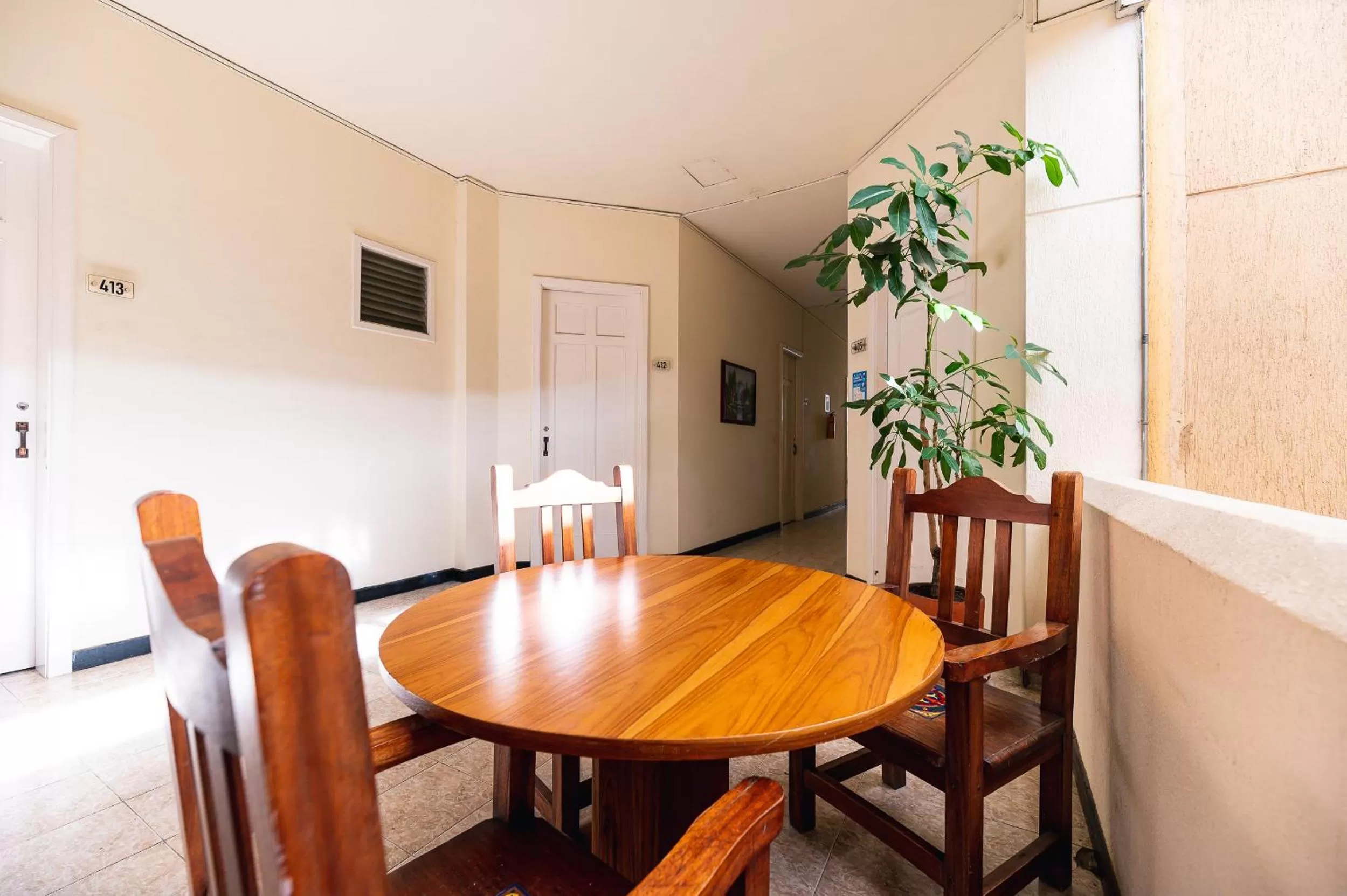 Dining Area in HOTEL CALLE REAL SUITE