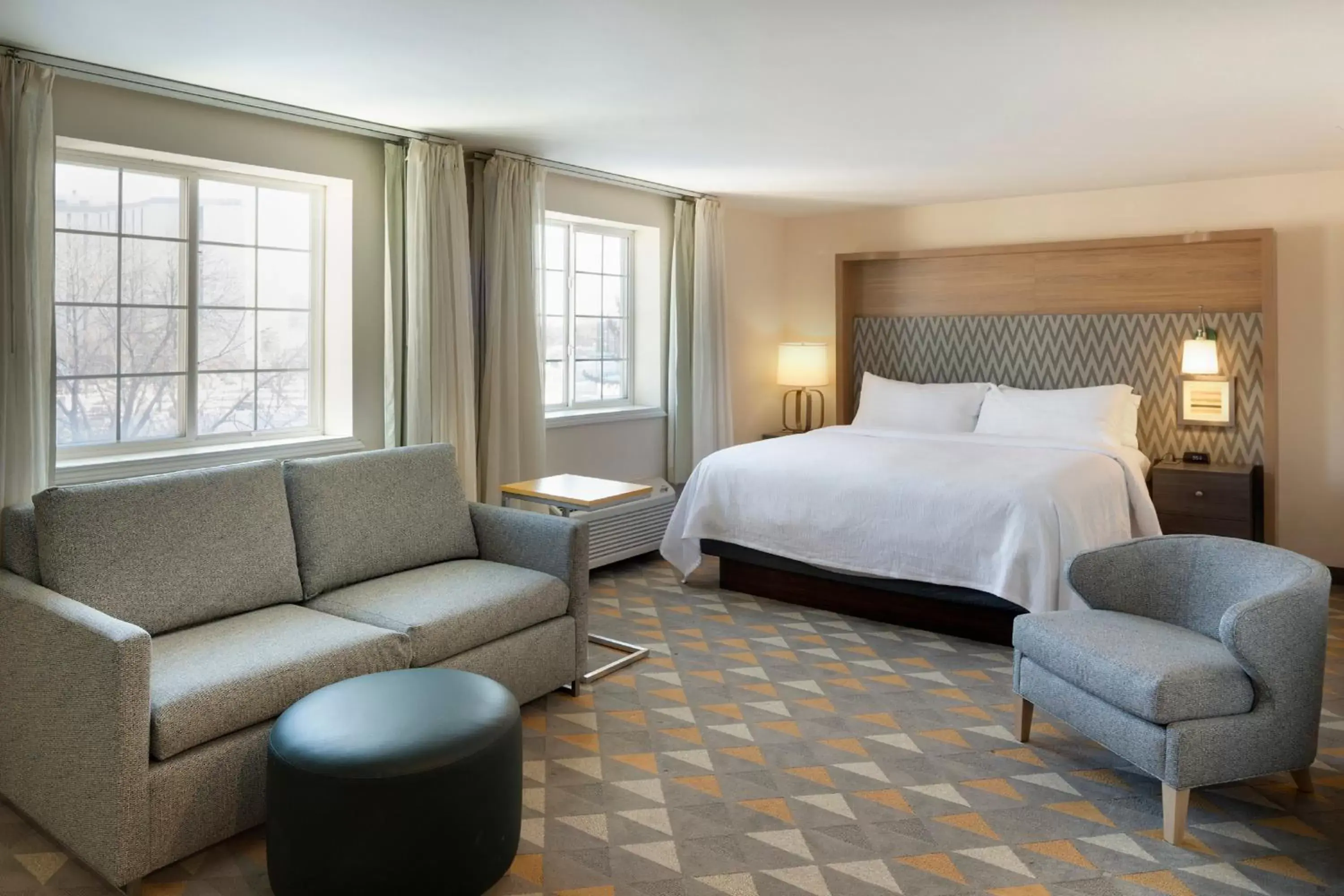 King Suite in Holiday Inn - Bloomington W MSP Airport Area by IHG King Suite in Holiday Inn - Bloomington W MSP Airport Area by IHG