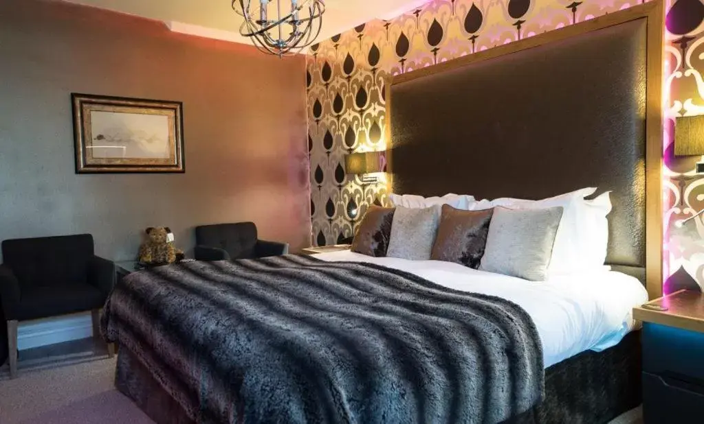 King Room in The Cranleigh Boutique King Room in The Cranleigh Boutique