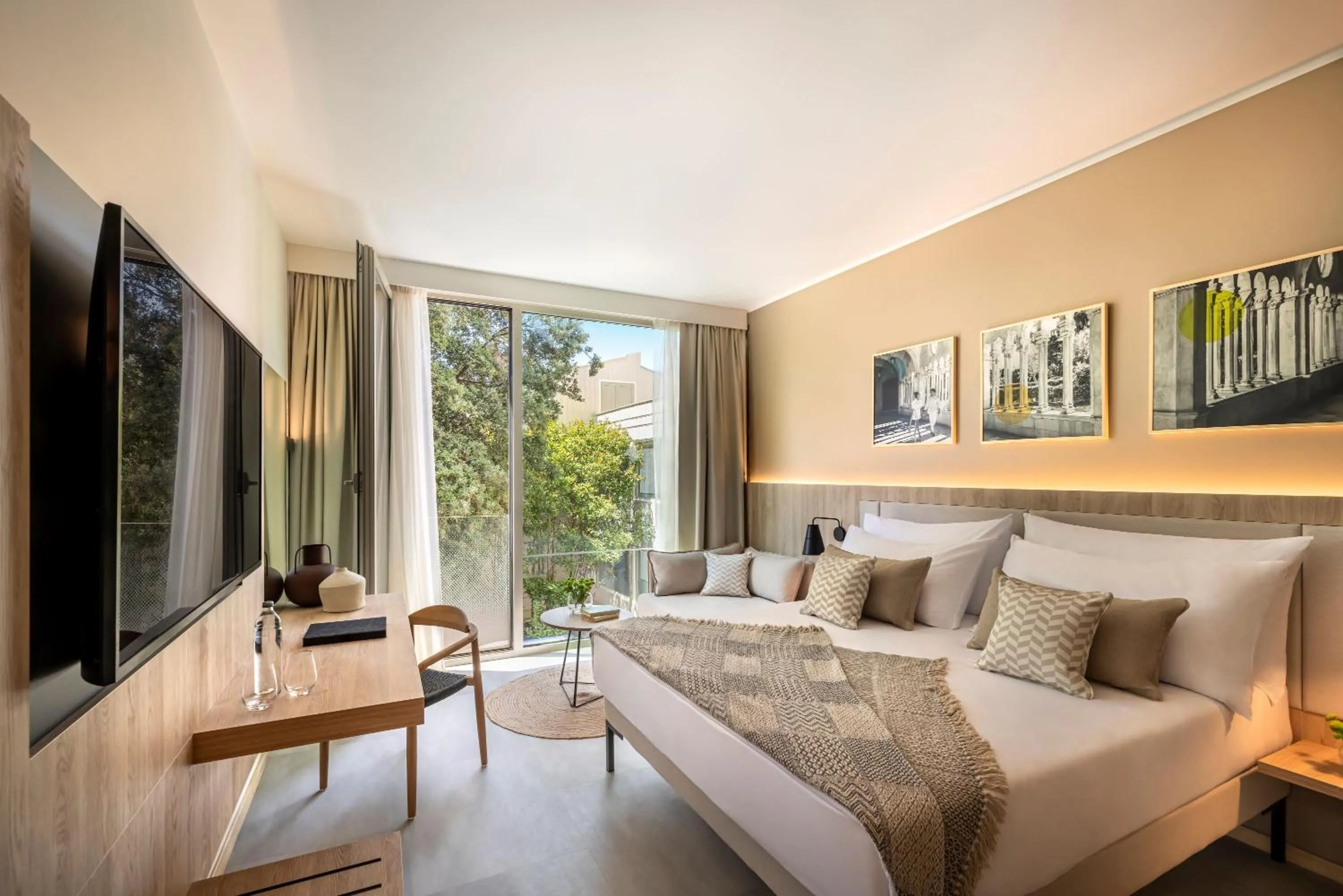 Photo of the whole room, Bed in Valamar Tirena Hotel