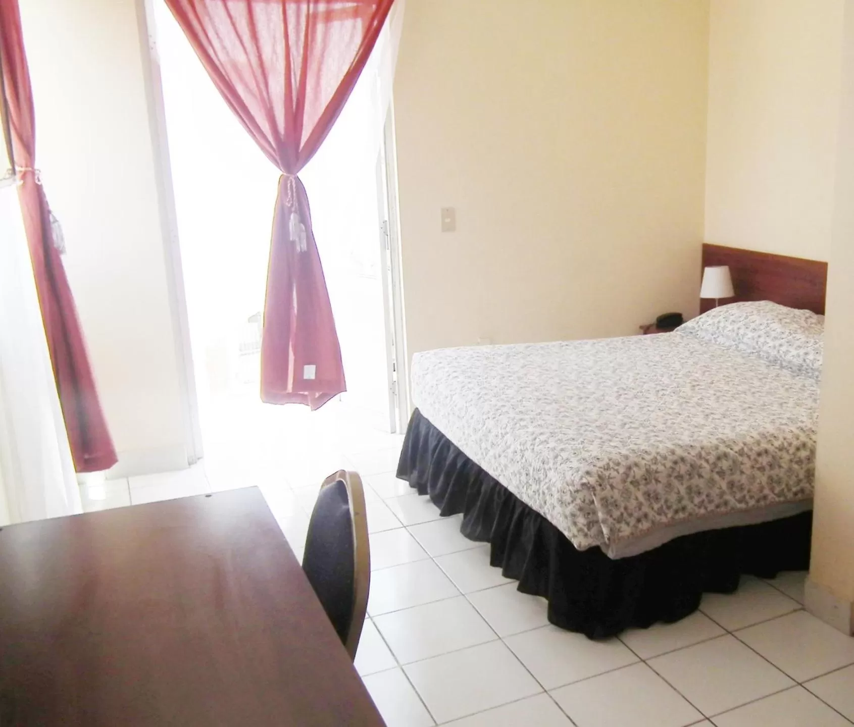 Bed in Hotel Plaza Colon