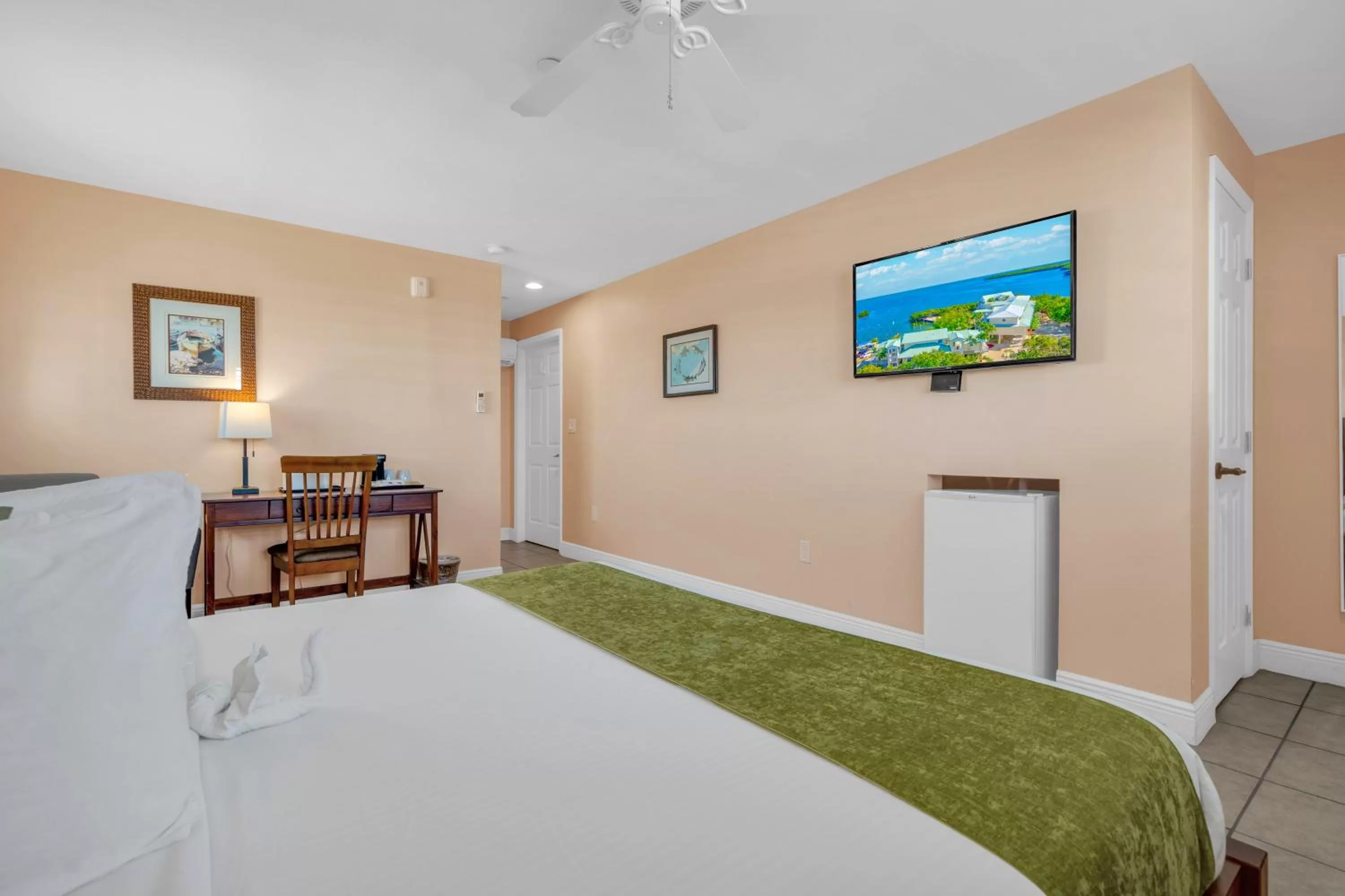 Bed in Dove Creek Resort & Marina, Trademark Collection by Wyndham