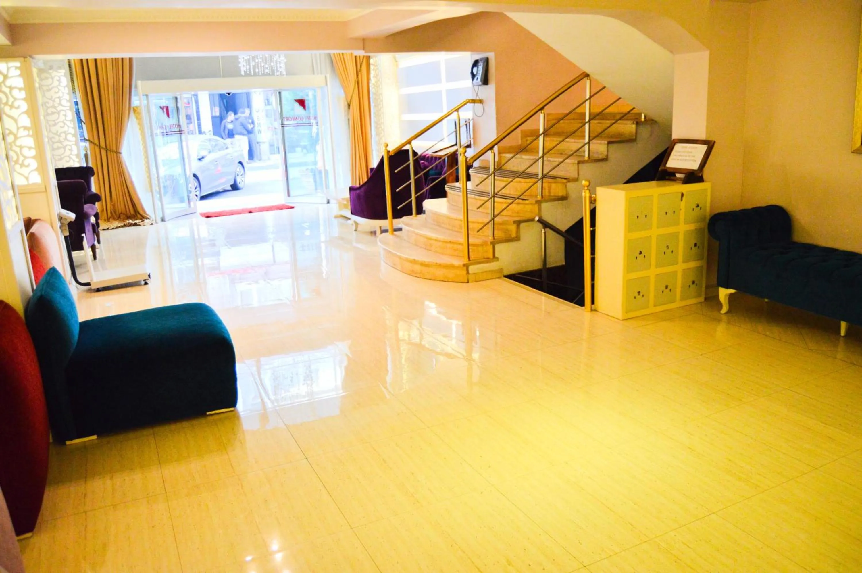 Lobby or reception in Comfort Downtown Istanbul Hotel
